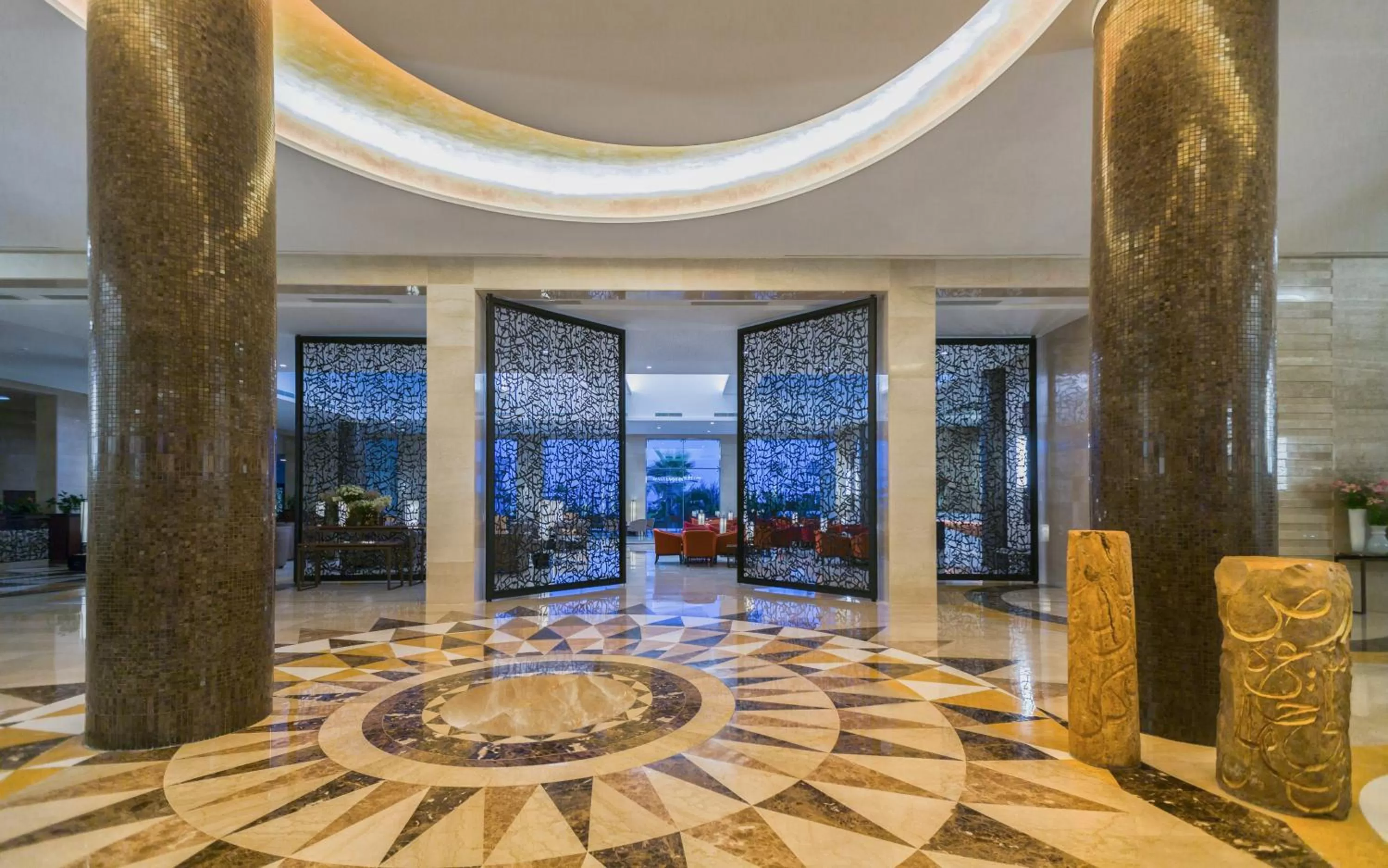 Lobby or reception in Mövenpick Hotel du Lac Tunis