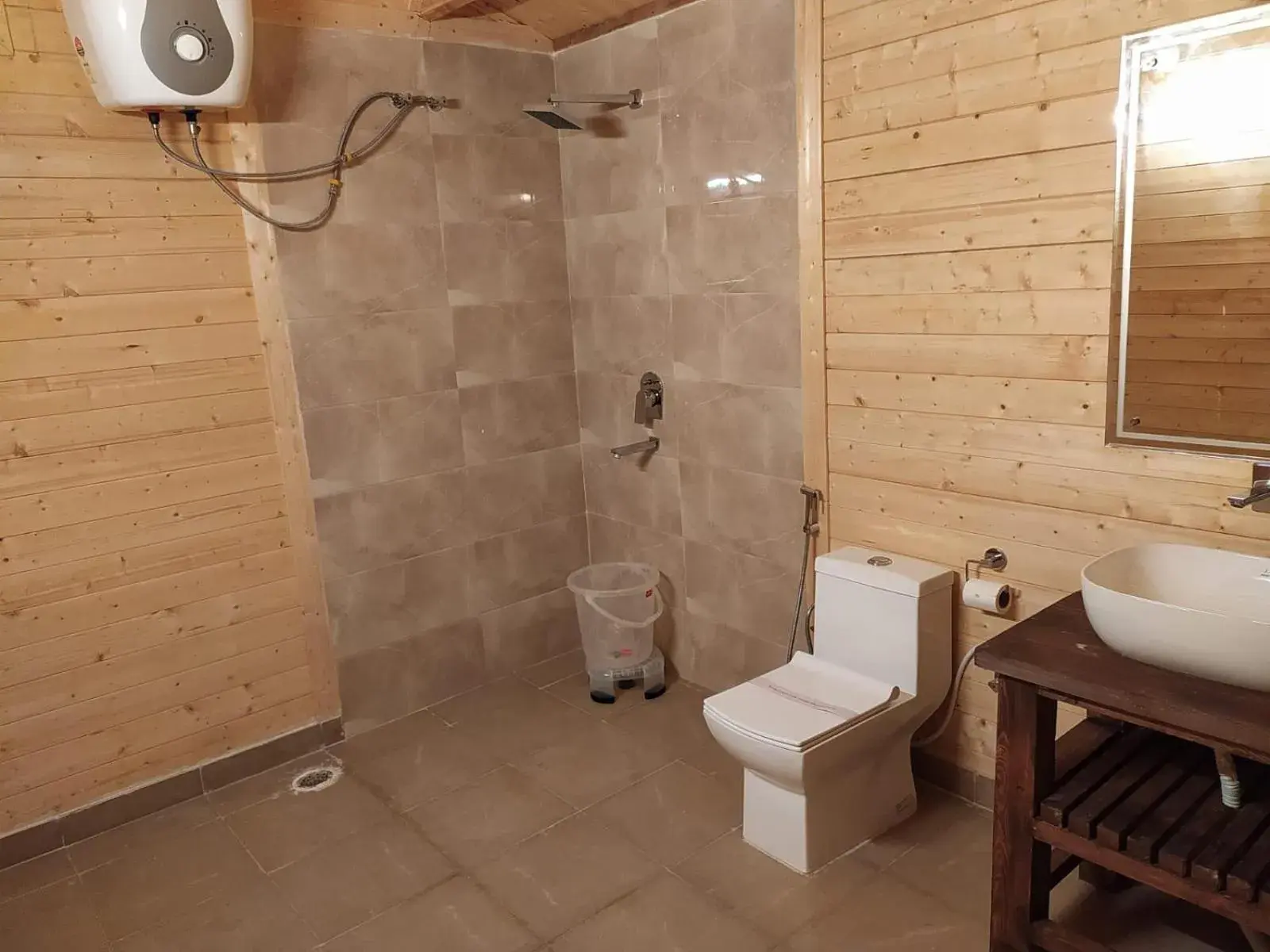 Bathroom in Hotel Ganges Grand