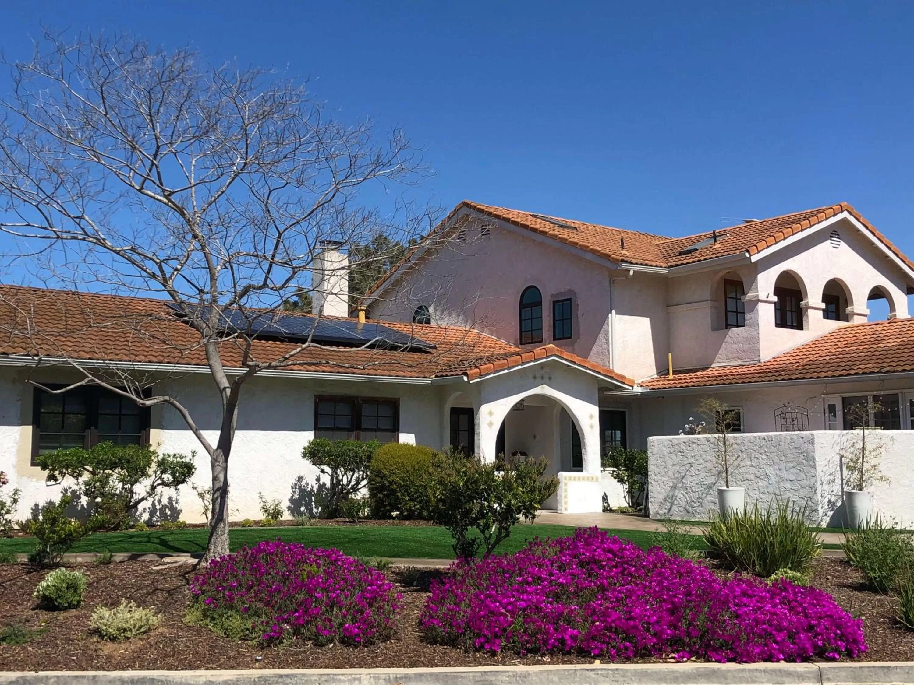 Property Building in Kate Stanton Inn