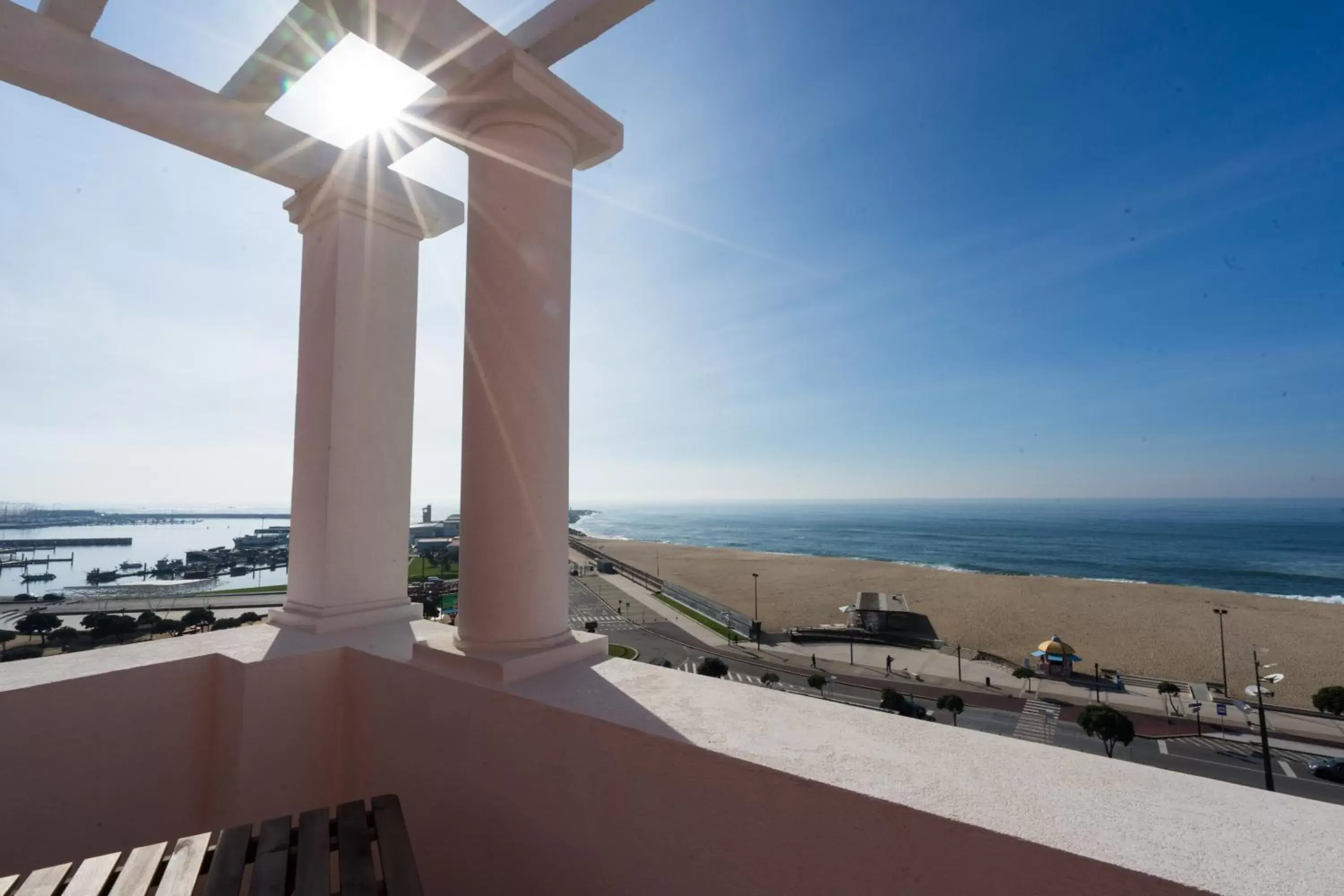 Balcony/Terrace, Sea View in Grande Hotel da Povoa