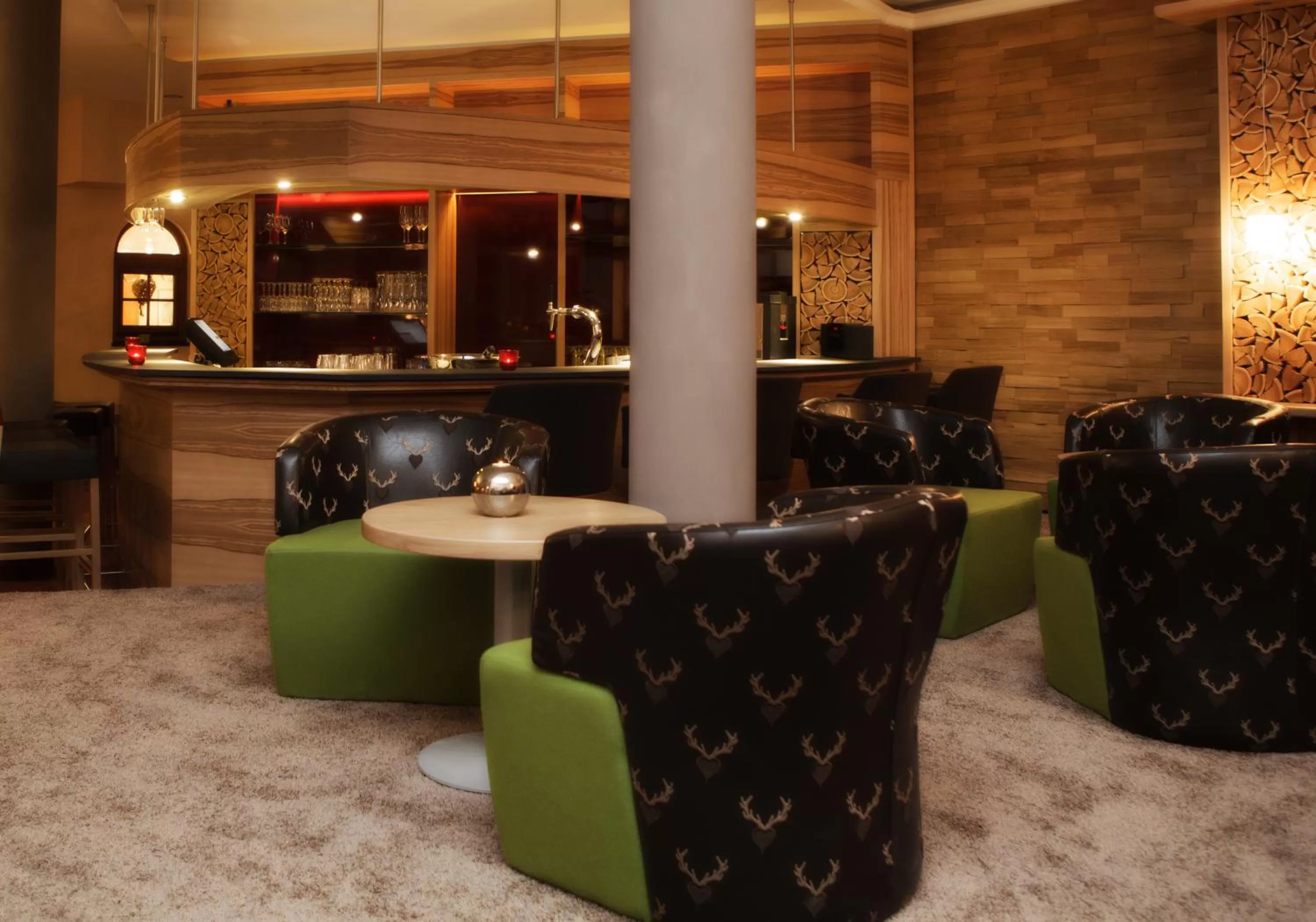 Lounge or bar in Ringhotel Nassau-Oranien