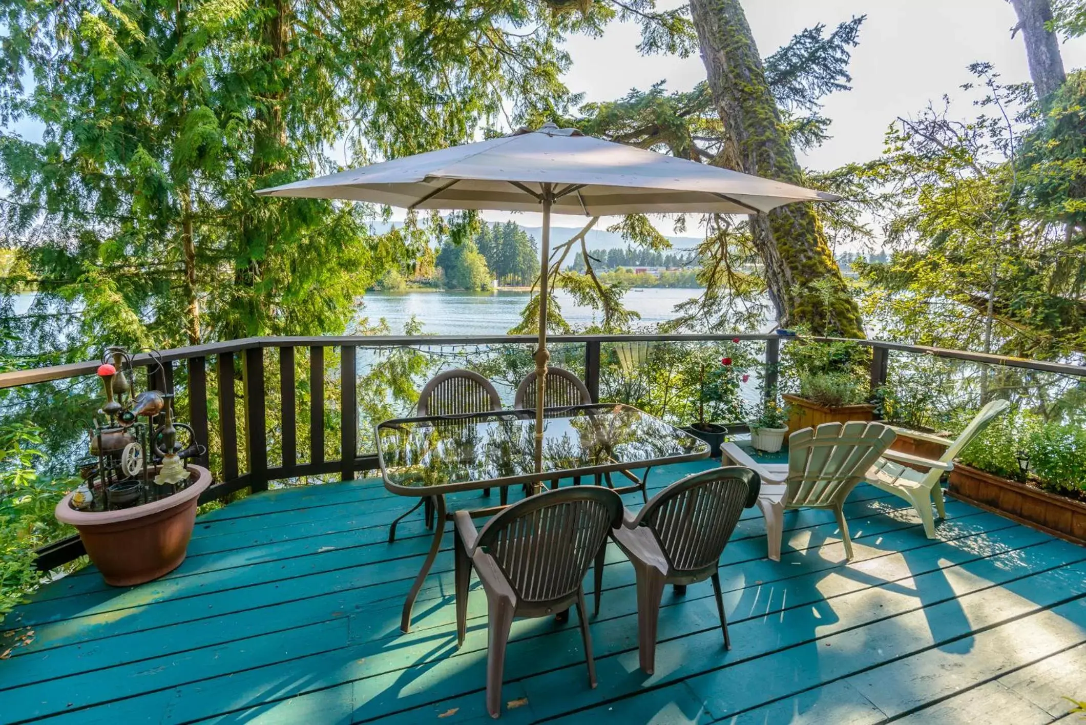 Day, Balcony/Terrace in Long Lake Waterfront Bed and Breakfast