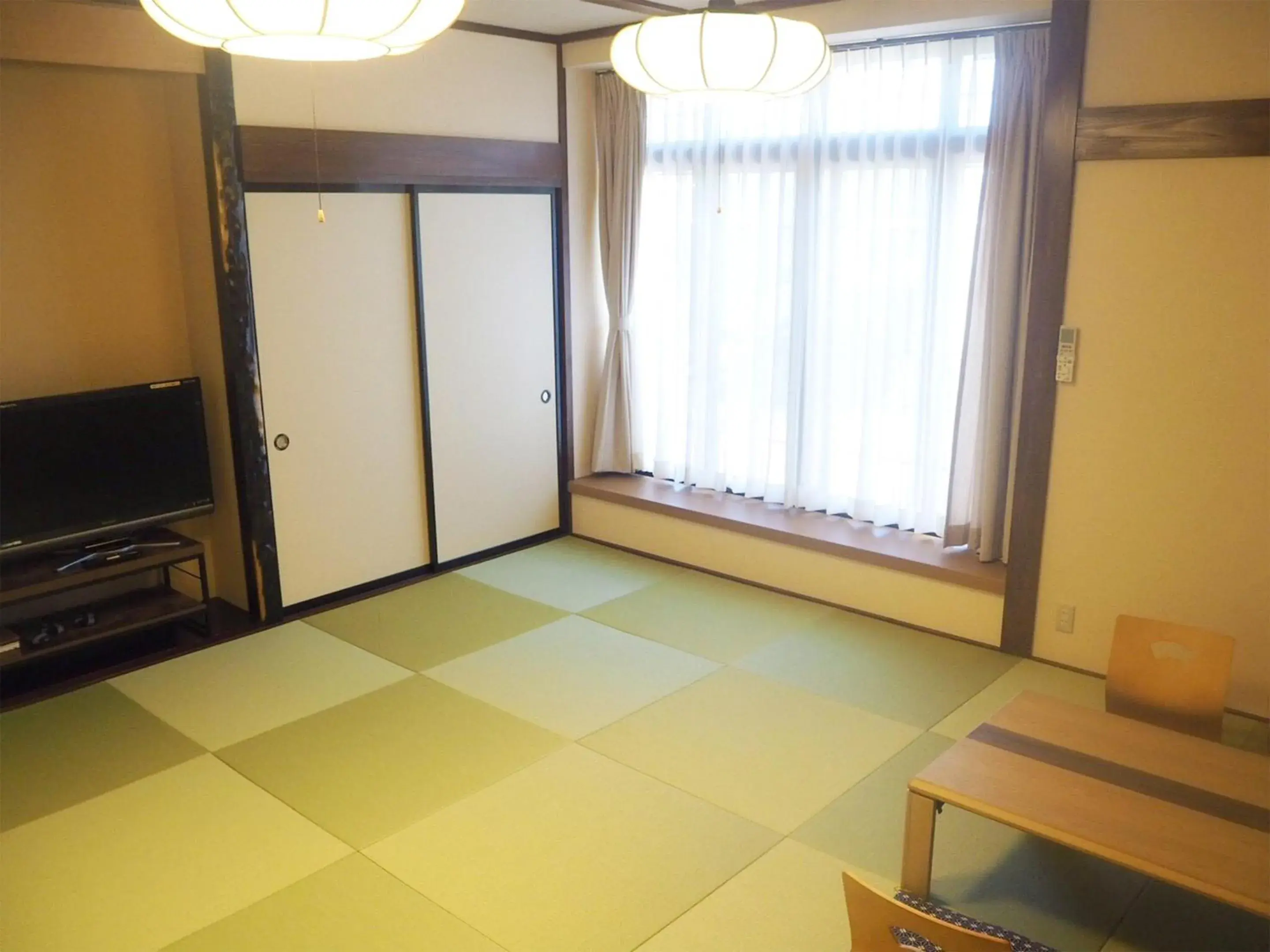Photo of the whole room, TV/Entertainment Center in Oyado Hachibei