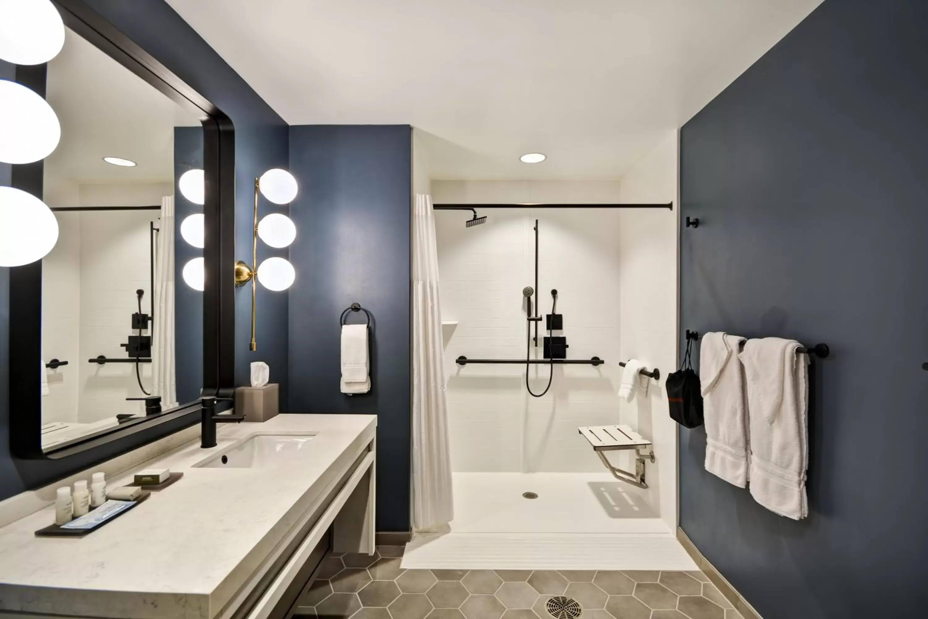 Photo of the whole room, Bathroom in Hotel Indigo Kansas City - The Crossroads, an IHG Hotel