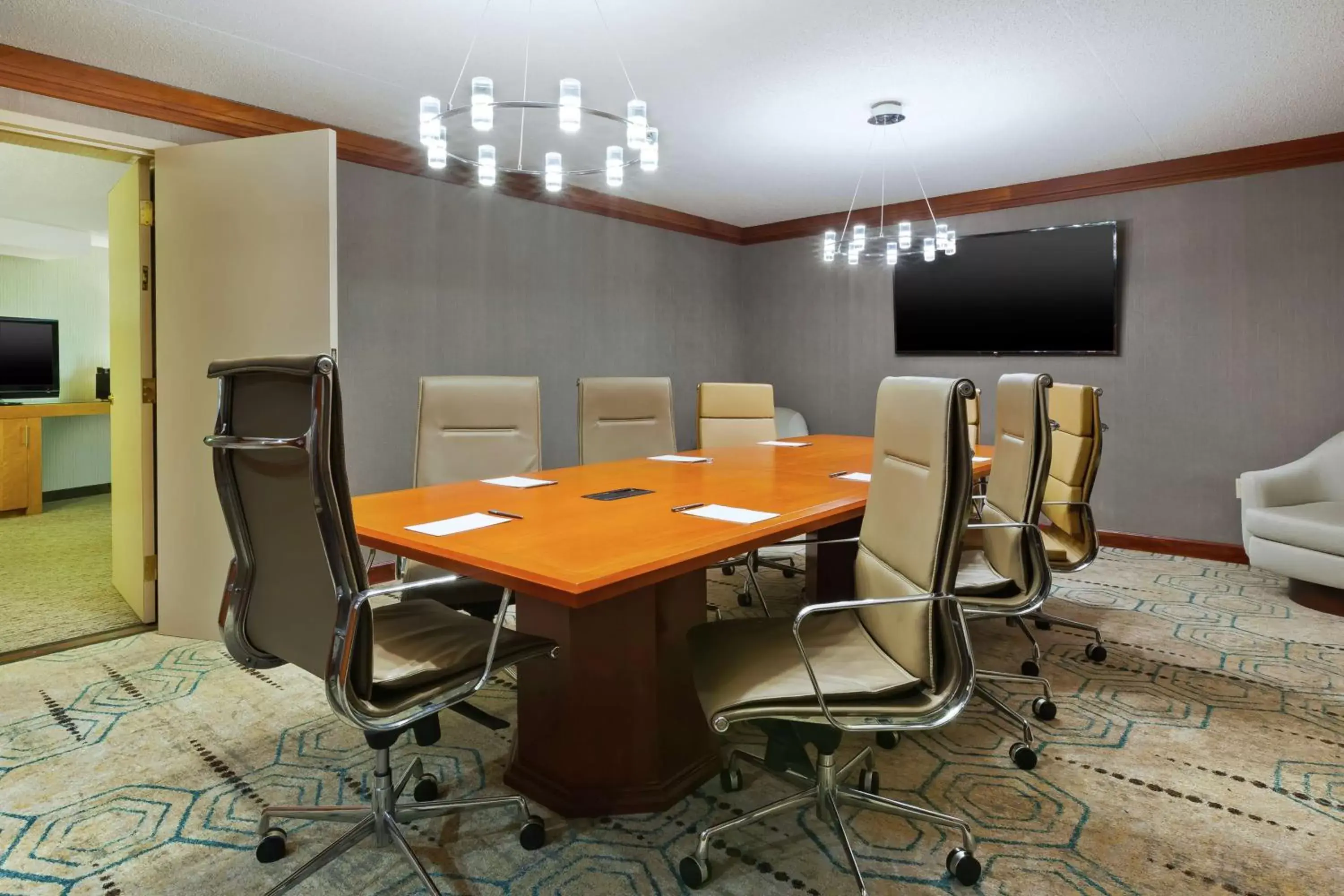 Meeting/conference room in Embassy Suites by Hilton Auburn Hills