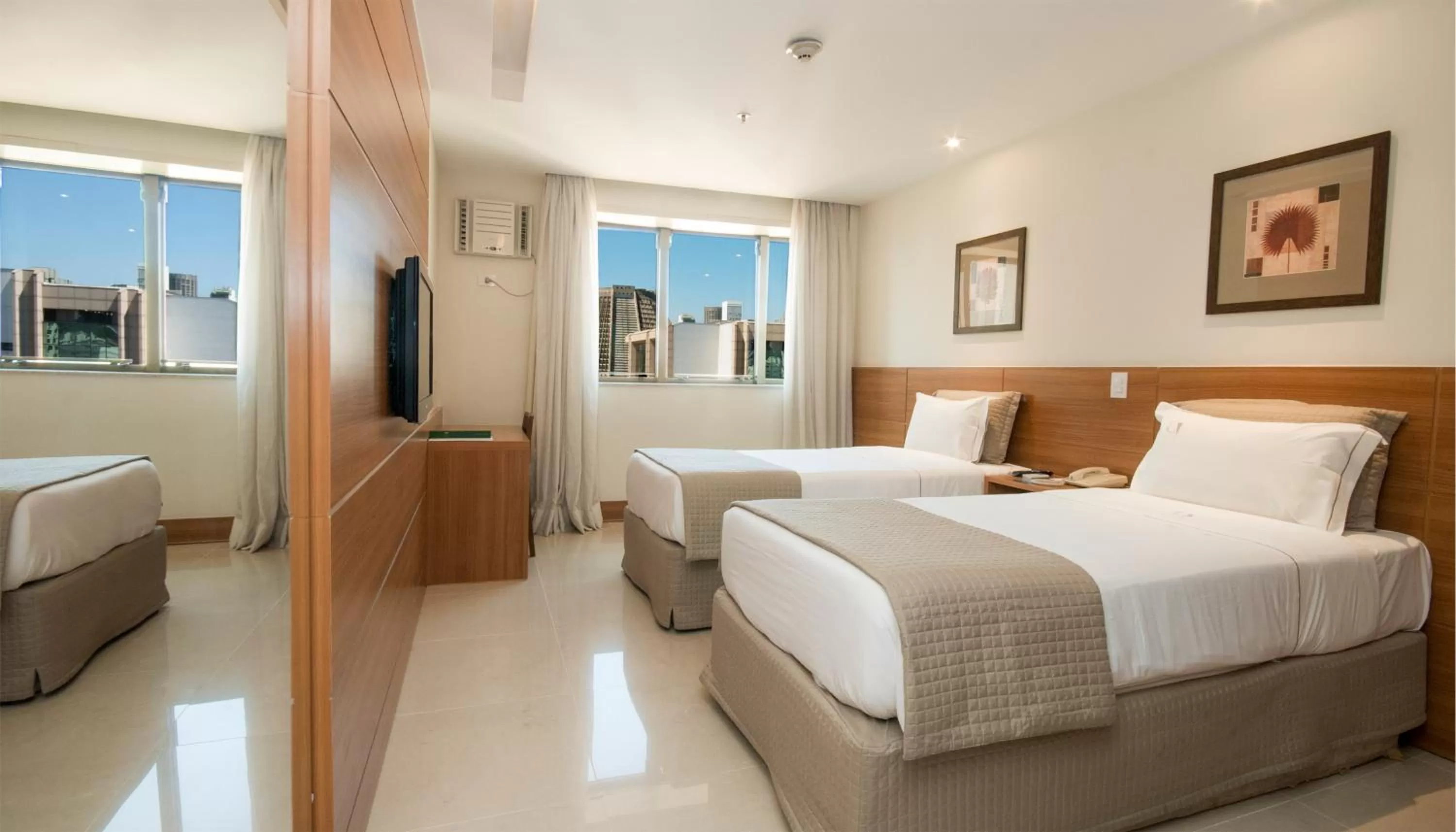 Property building, Bed in Américas Granada Hotel