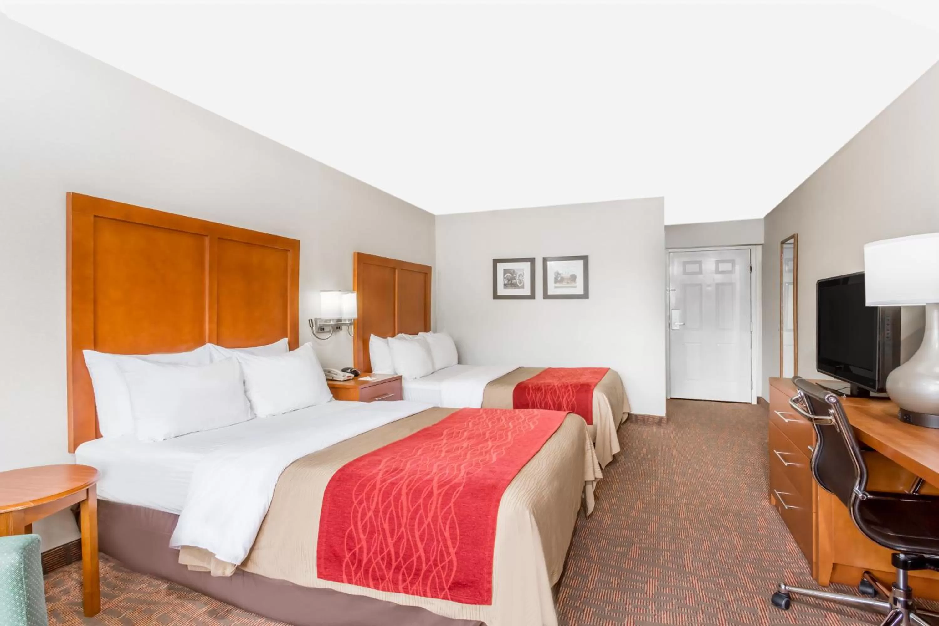 Bedroom, Bed in Days Inn by Wyndham Williamsburg Historic Area