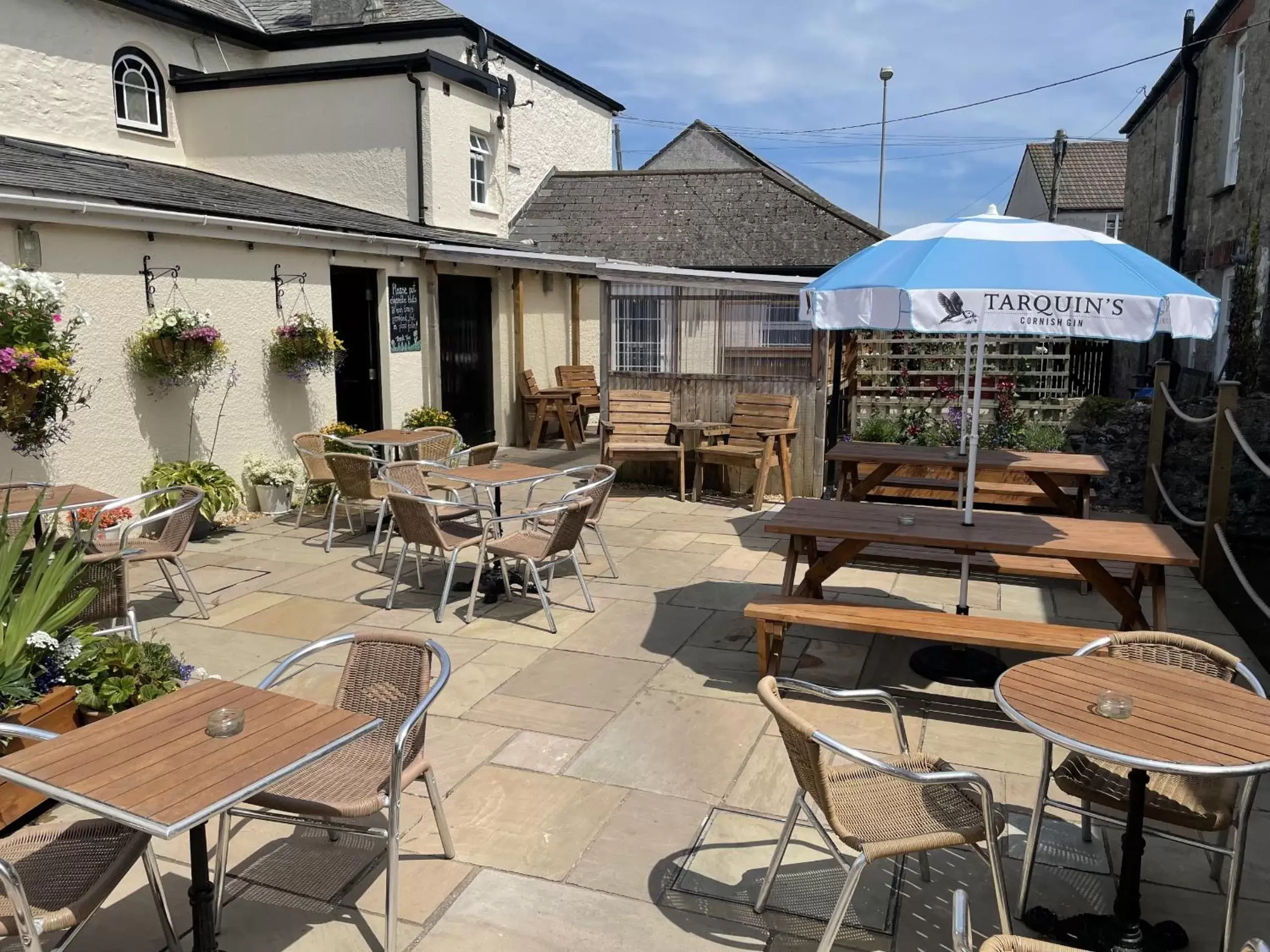 Patio, Restaurant/Places to Eat in The Duke of Cornwall