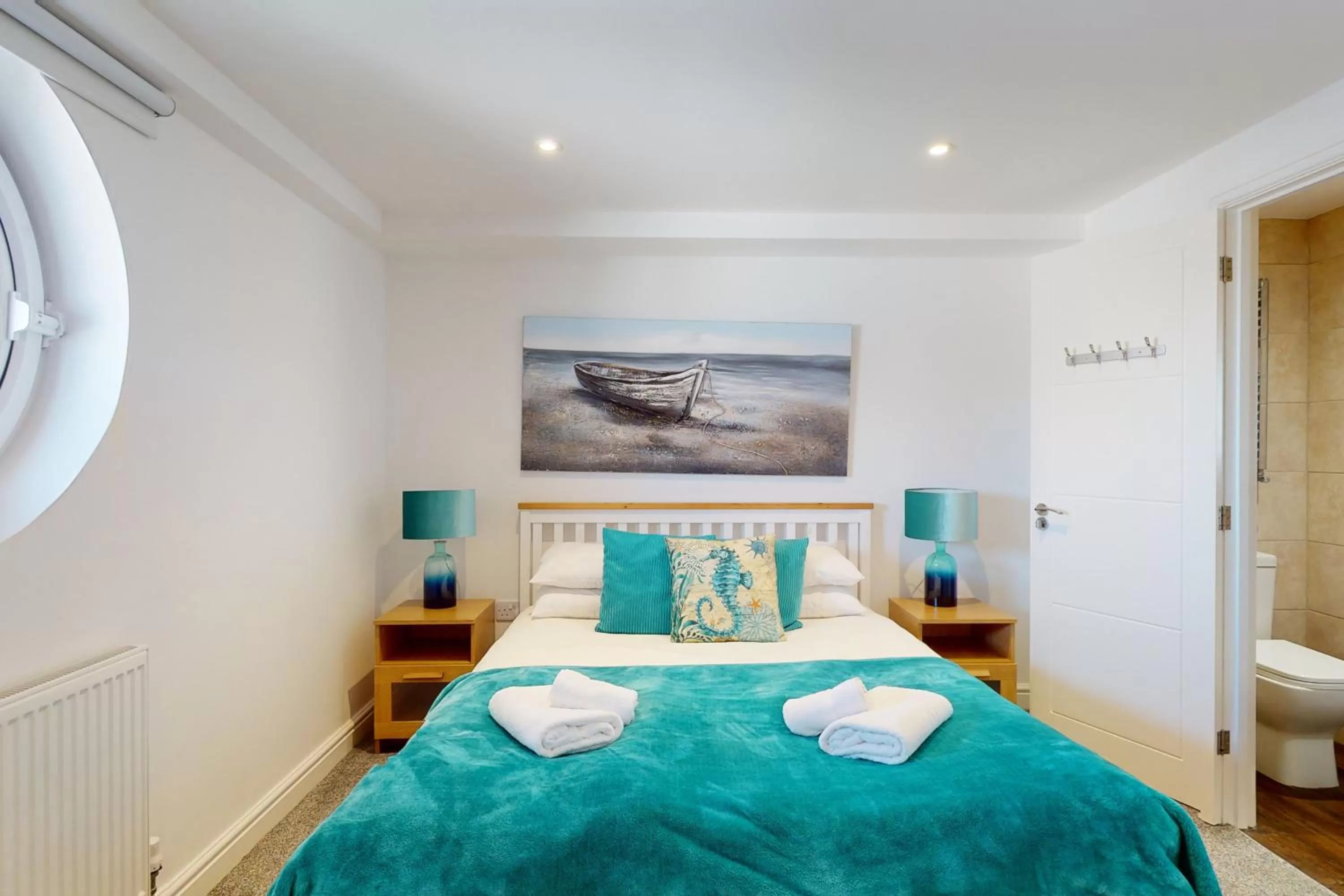 Bedroom, Bed in Crabbers' Wharf