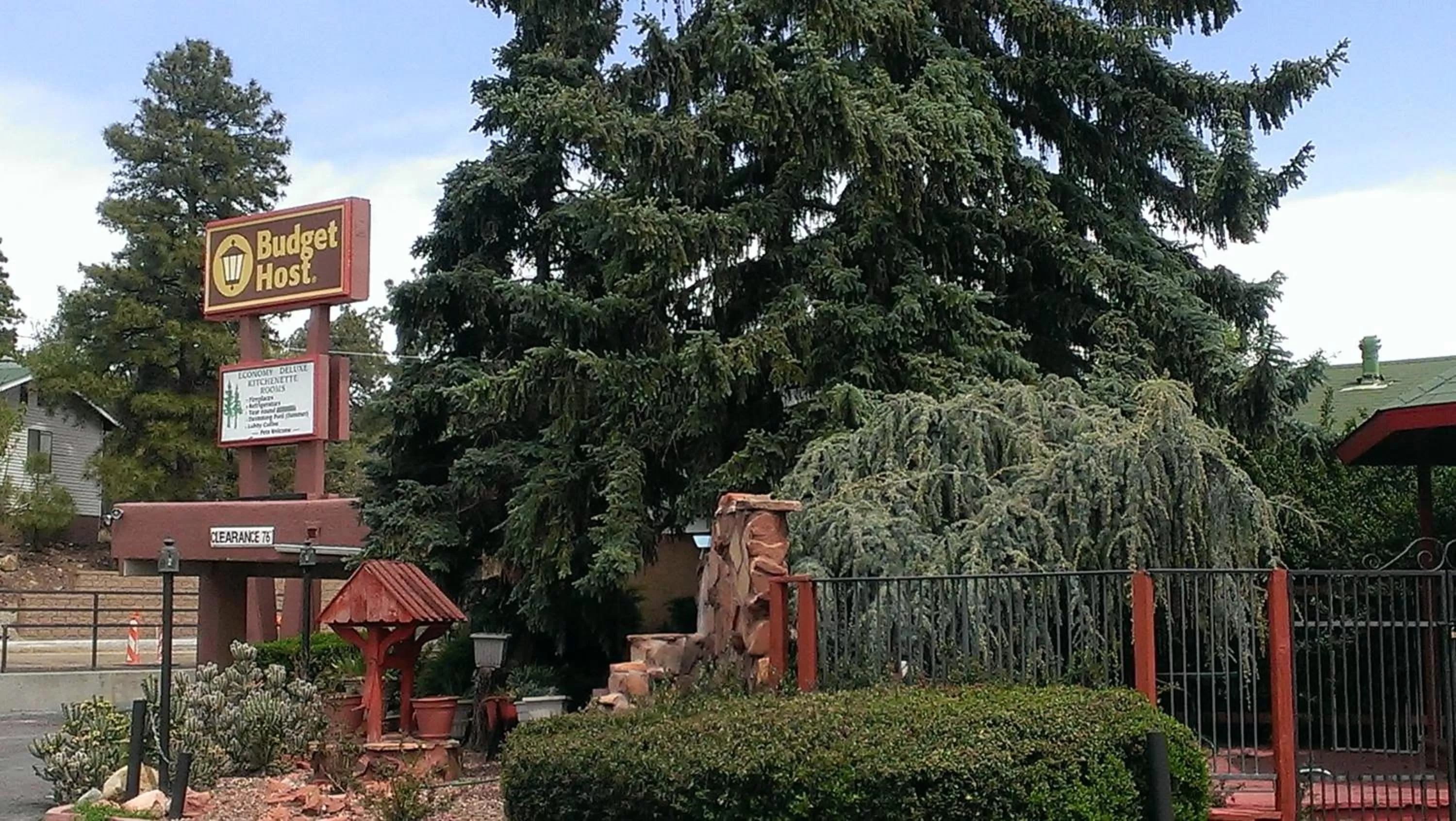 Garden in Sierra Inn