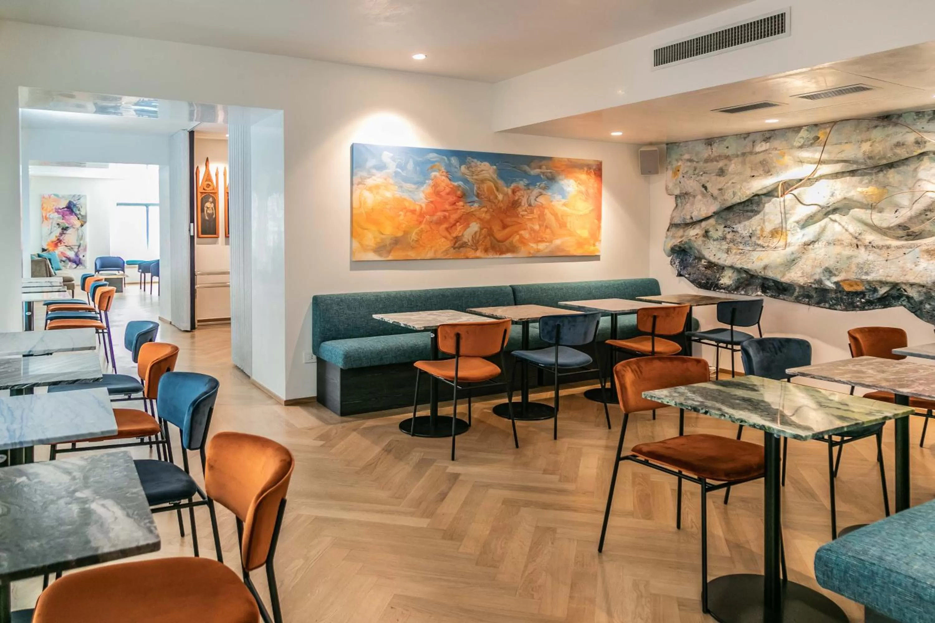 Restaurant/places to eat in Galleria Vik Milano - Townhouse Galleria - Small Luxury Hotels of the World