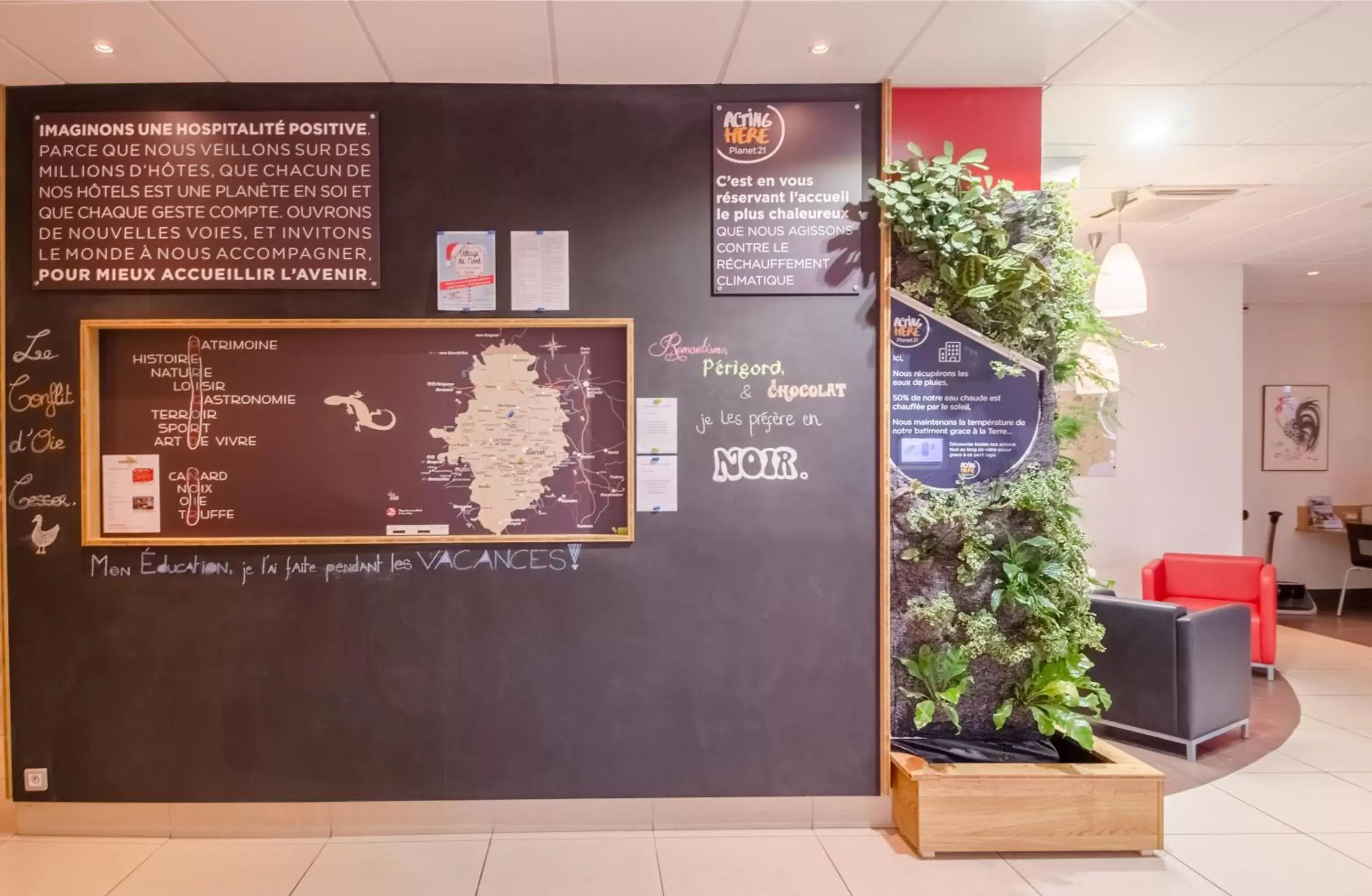 Lobby or reception in Ibis Sarlat Centre Lobby or reception in Ibis Sarlat Centre
