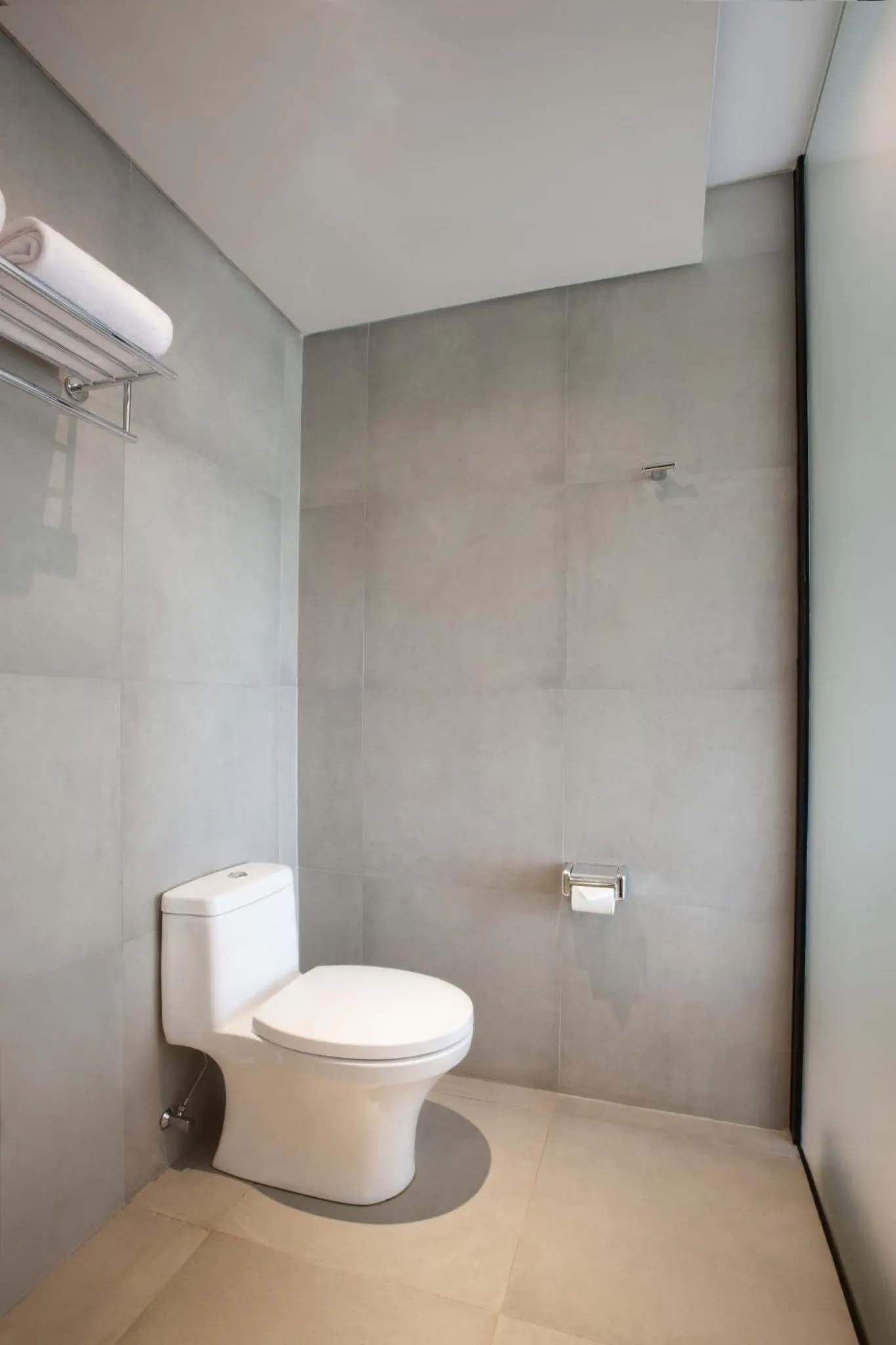 Bathroom in Hotel Santika Premiere Bandara Palembang