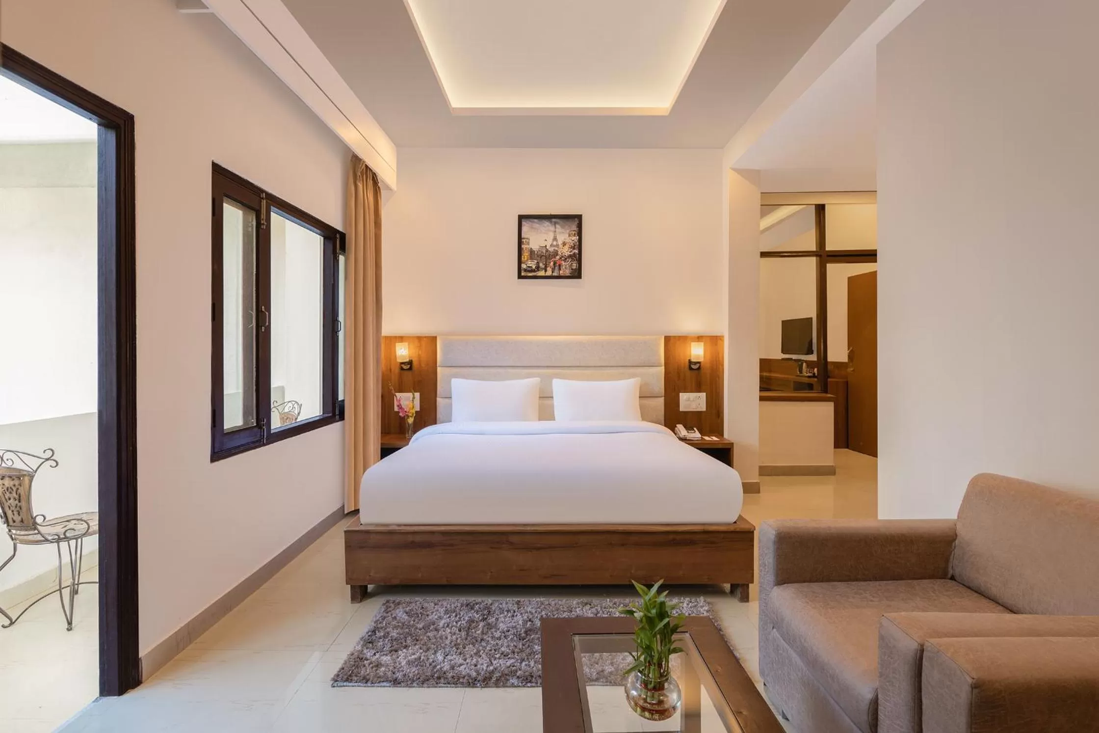 Bedroom, Bed in Pride Ashiyana Resort Mussoorie