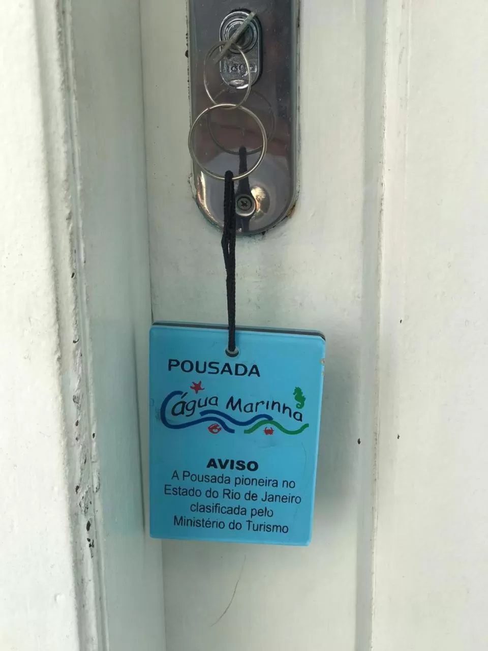 Logo/Certificate/Sign in Suítes Água Marinha