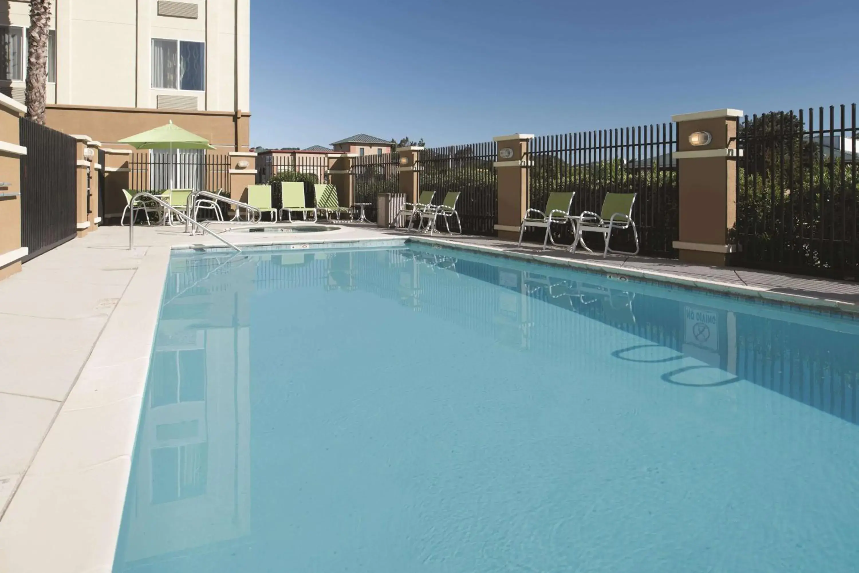 On site, Swimming Pool in La Quinta Inn & Suites by Wyndham Fairfield - Napa Valley