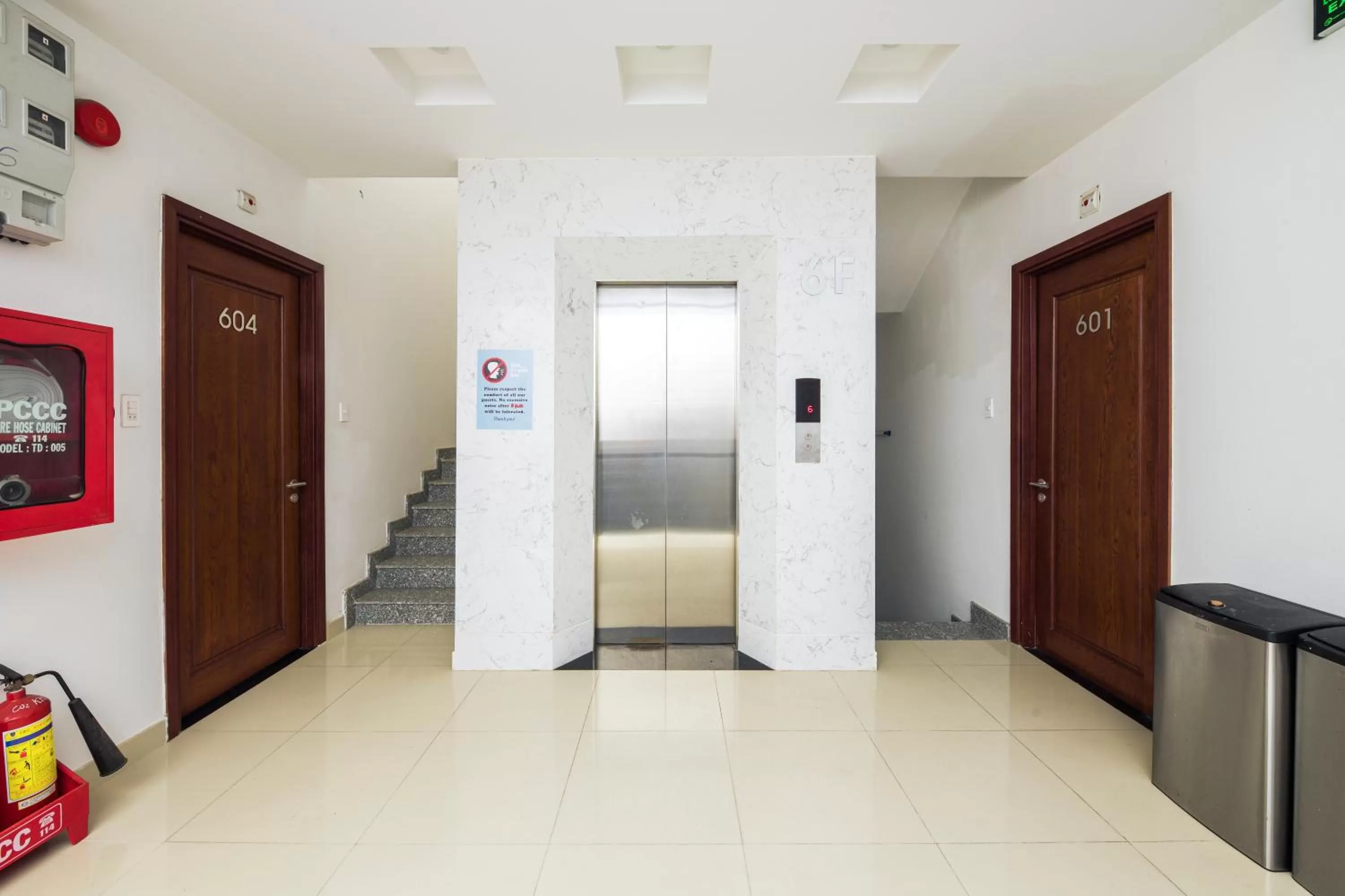 elevator in The Green House - Serviced Apartment