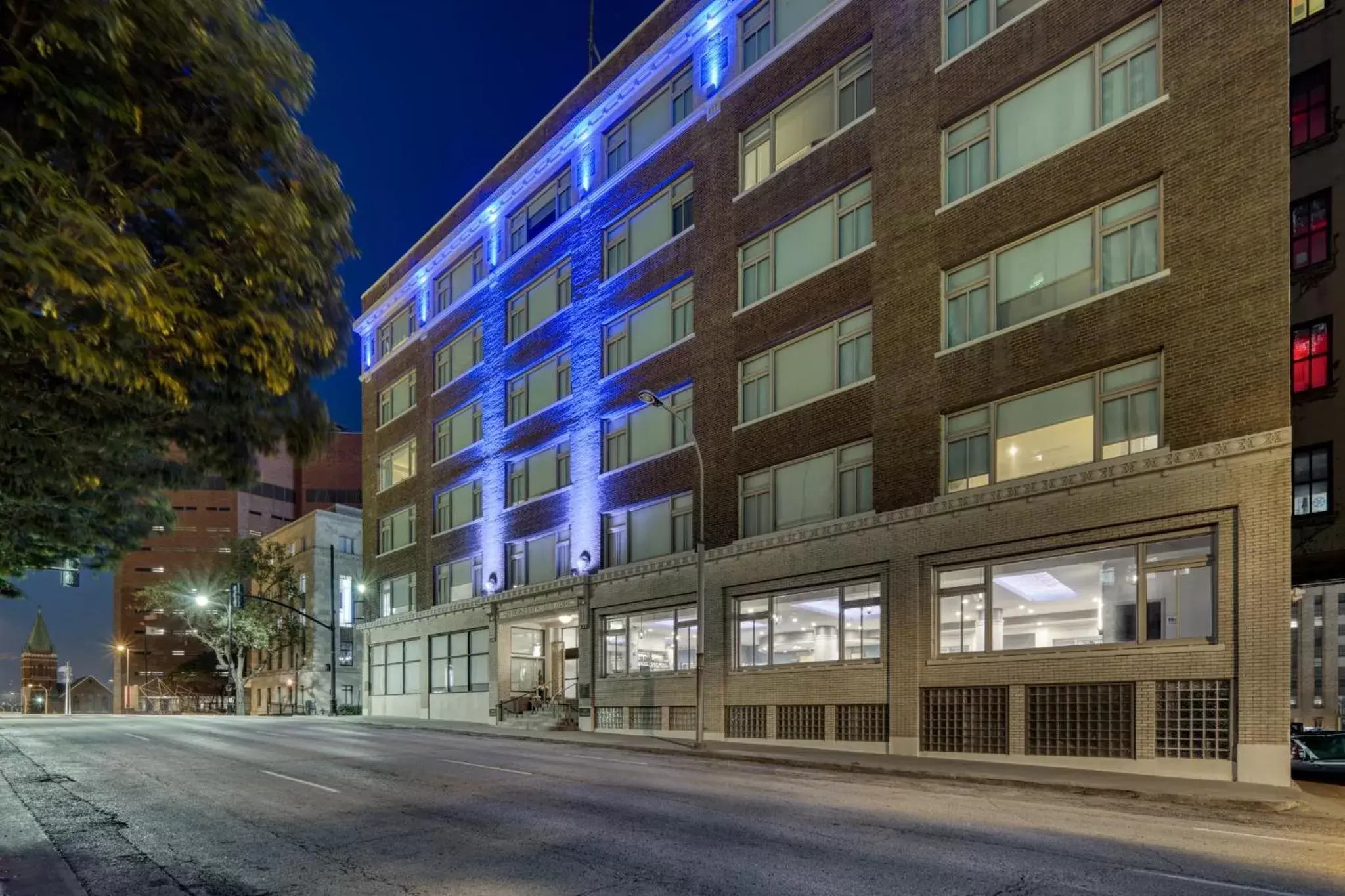 Property Building in Holiday Inn Express - Kansas City Downtown, an IHG Hotel