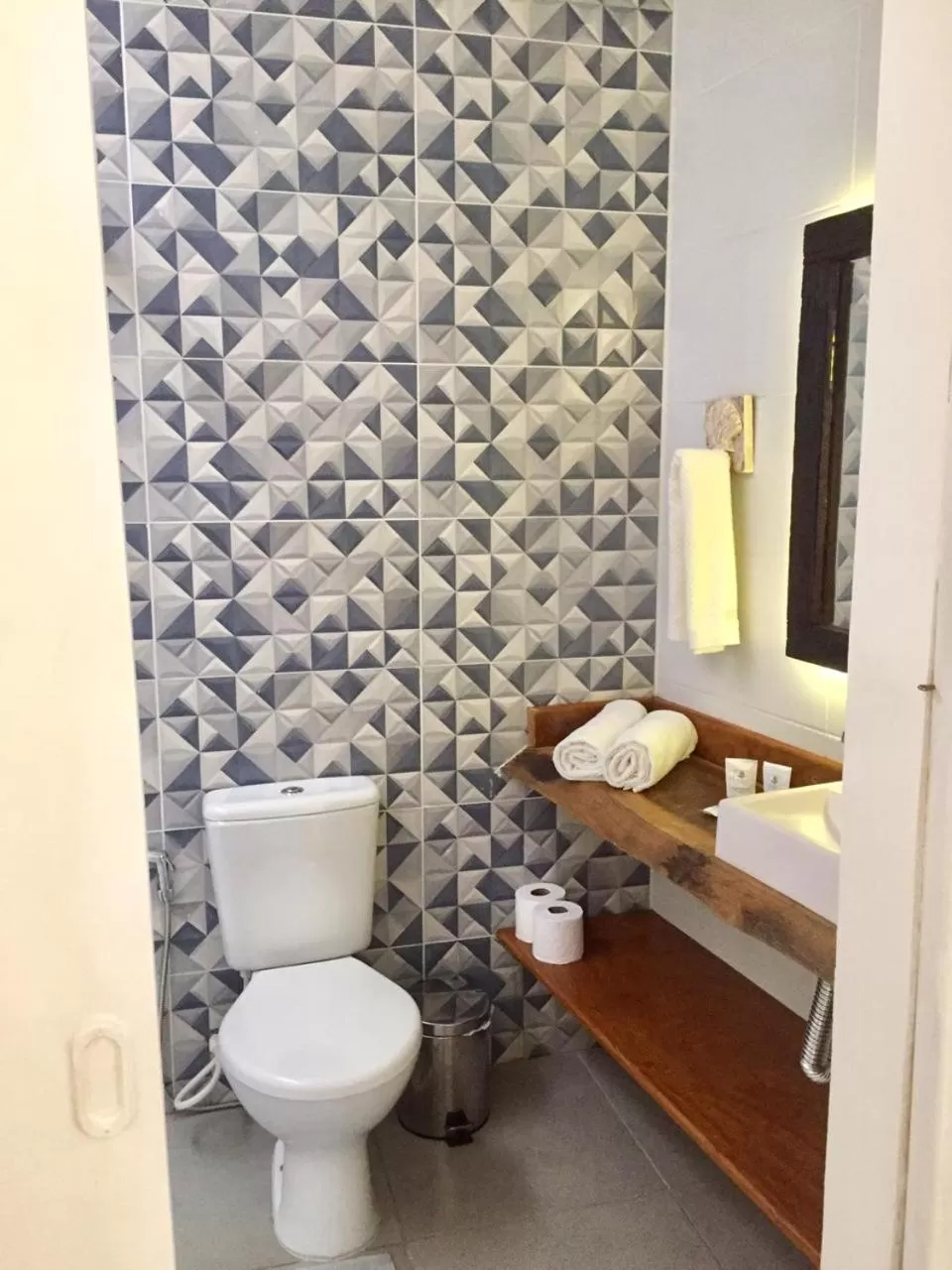 Bathroom in MOA Pousada