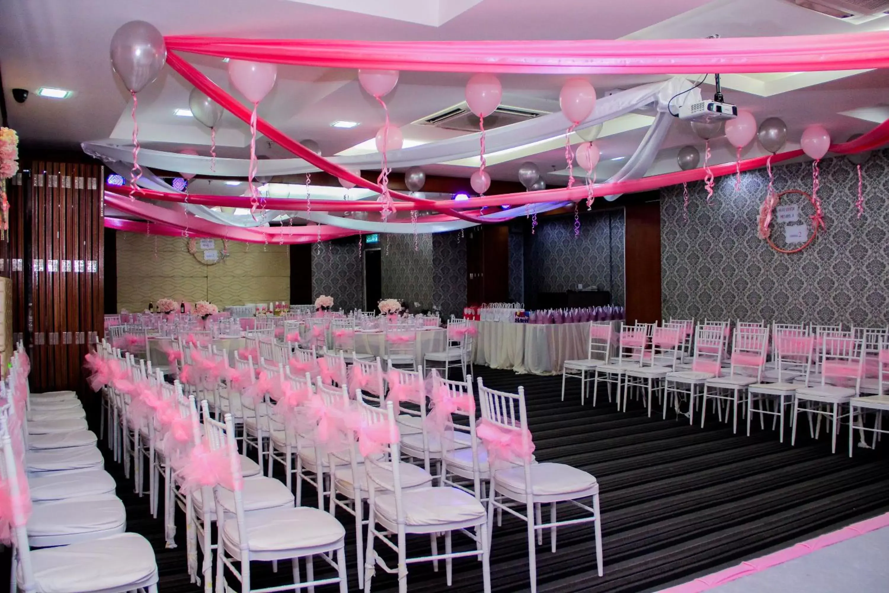 Banquet/Function facilities, Banquet Facilities in Shervinton Executive Boutique Hotel