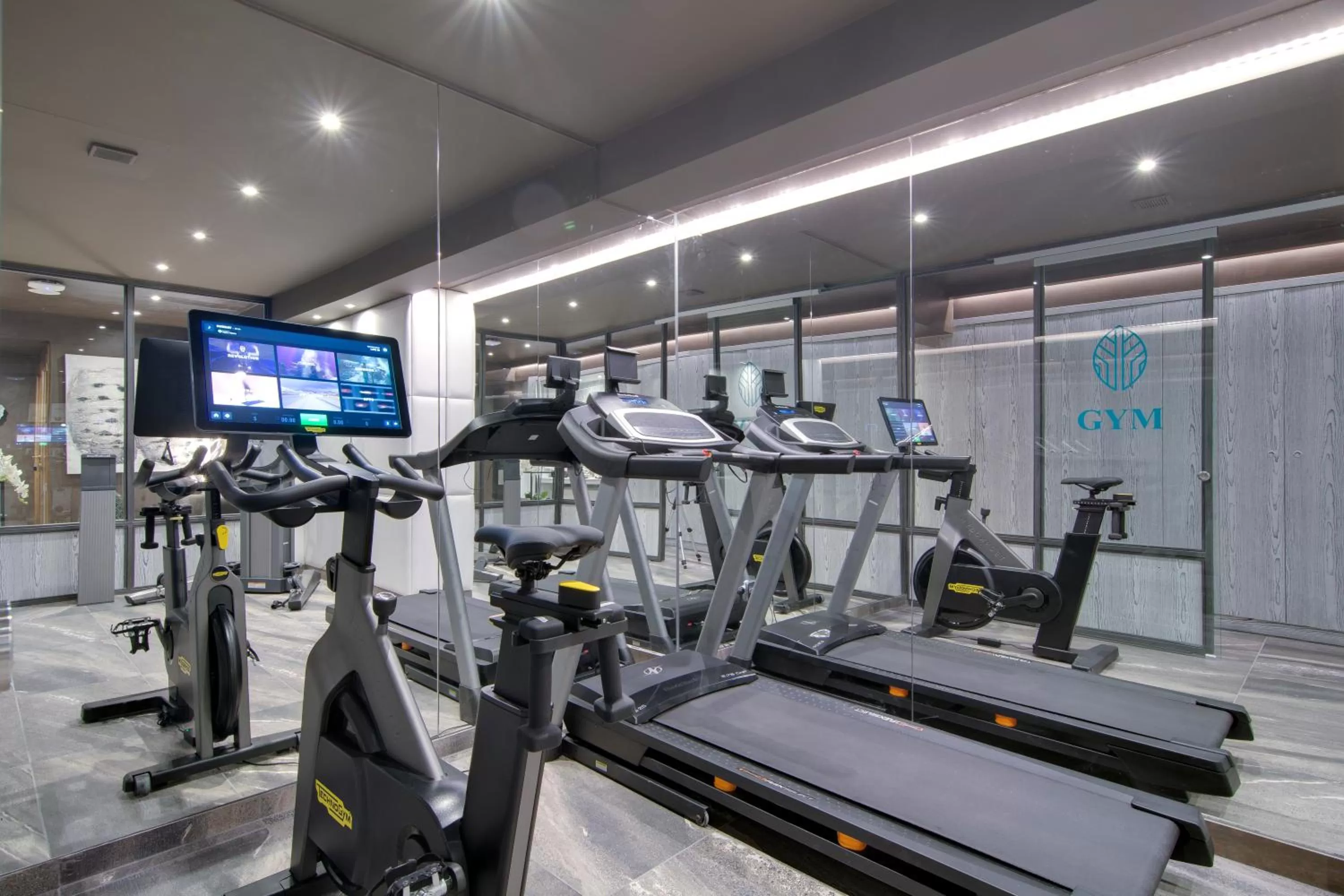 Fitness centre/facilities in AROMA DRYOS SPA & ECO Hotel