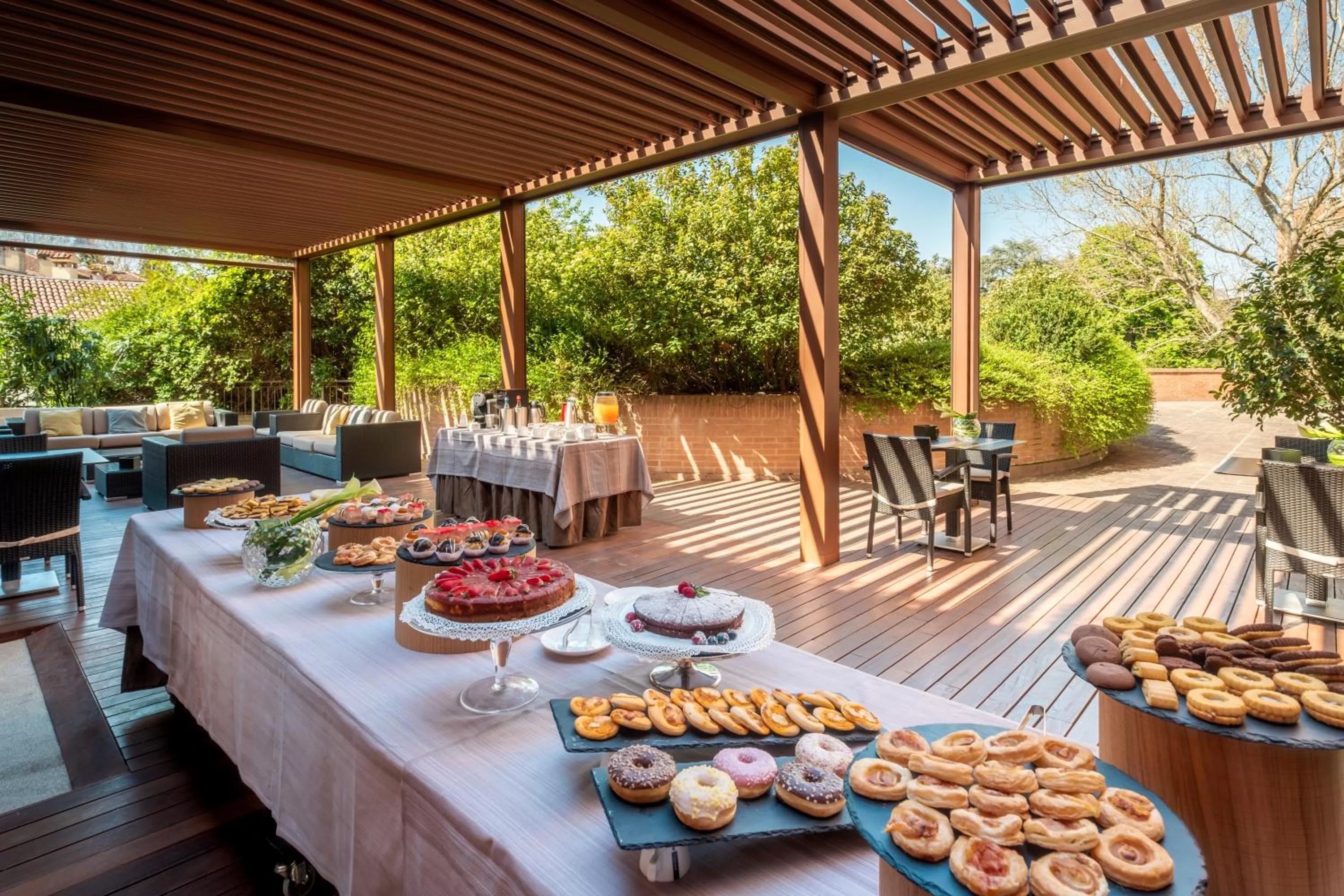 Property building in Savhotel Aemilia Bologna