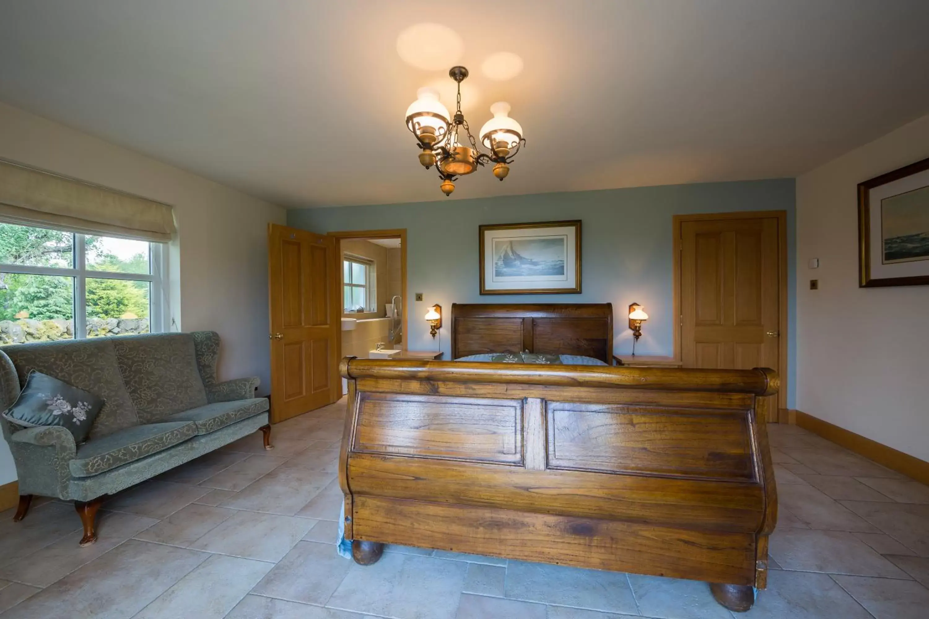 Bedroom, Seating Area in Errichel House and Cottages