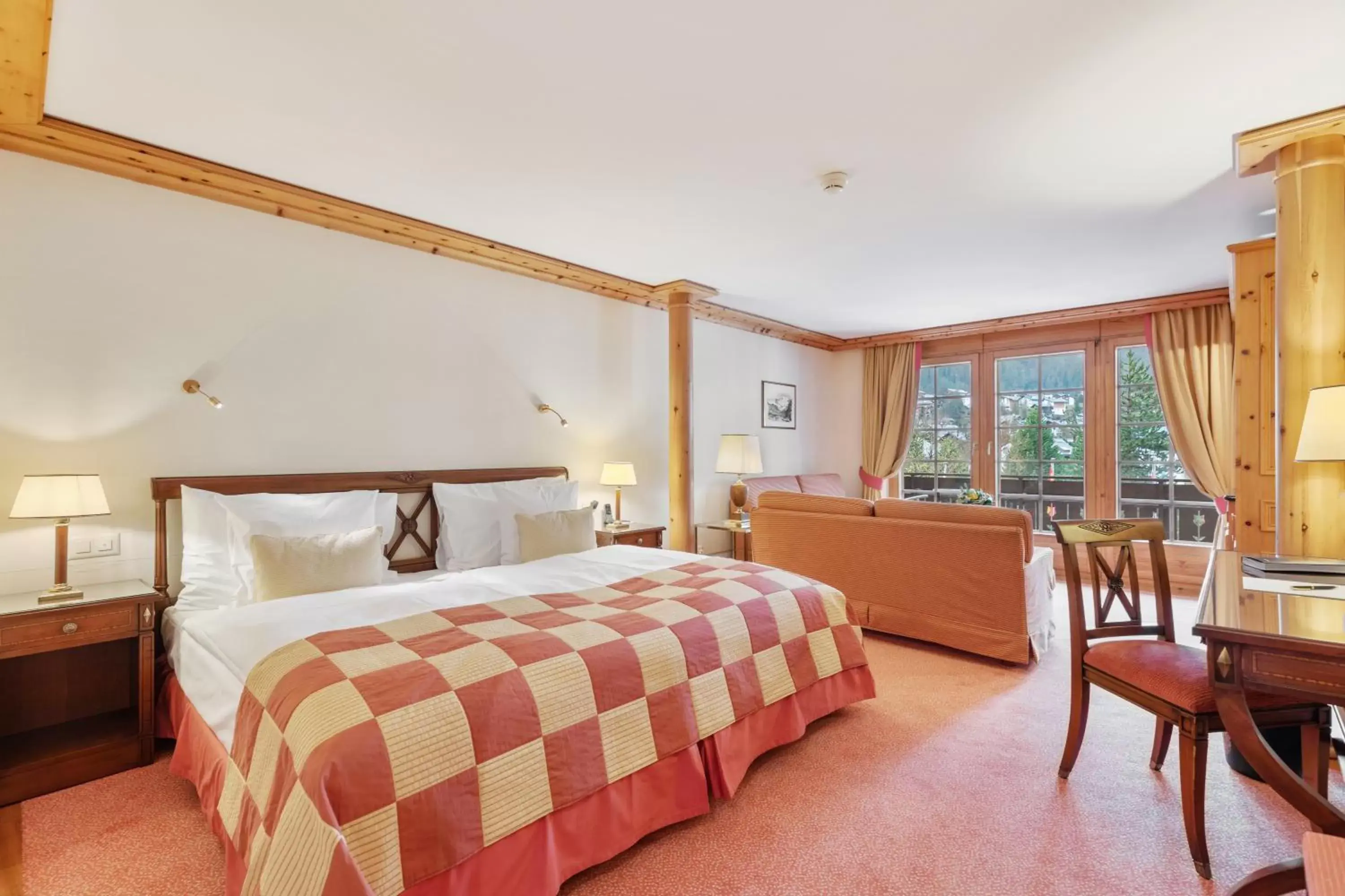 Bedroom, Bed in Grand Hotel Zermatterhof