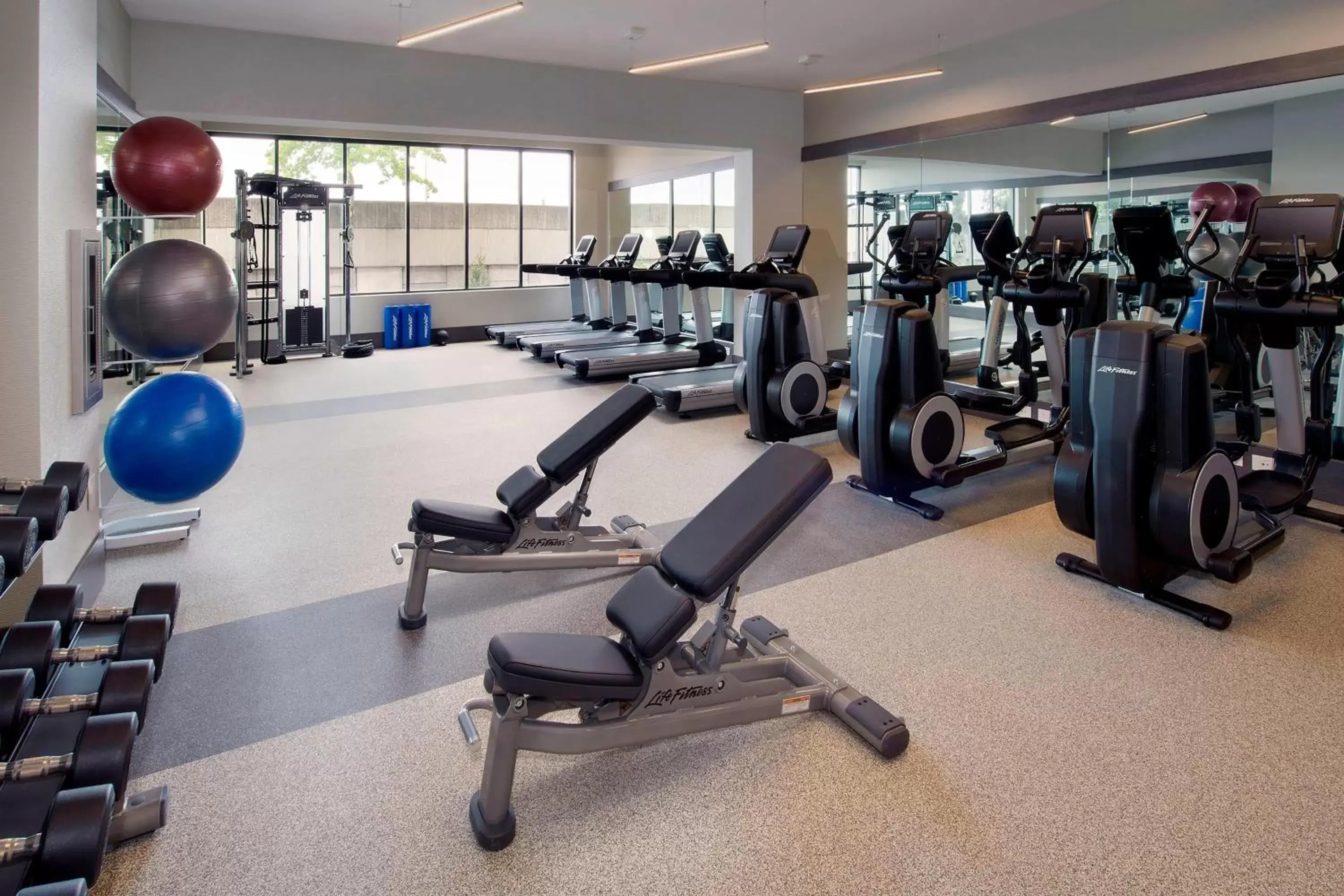Fitness centre/facilities, Fitness Center/Facilities in Delta Hotels by Marriott Seattle Everett
