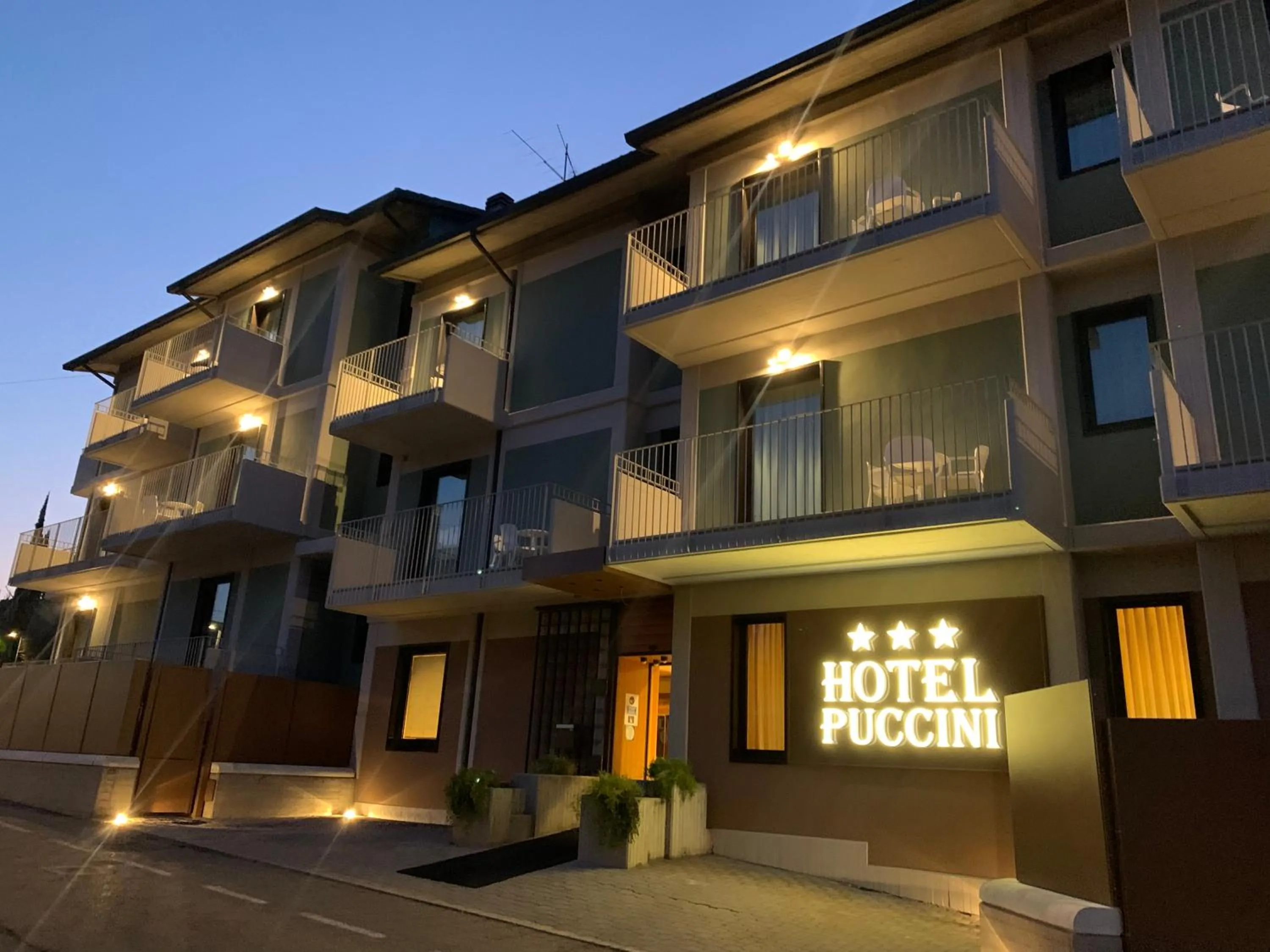 Property building in Hotel Puccini