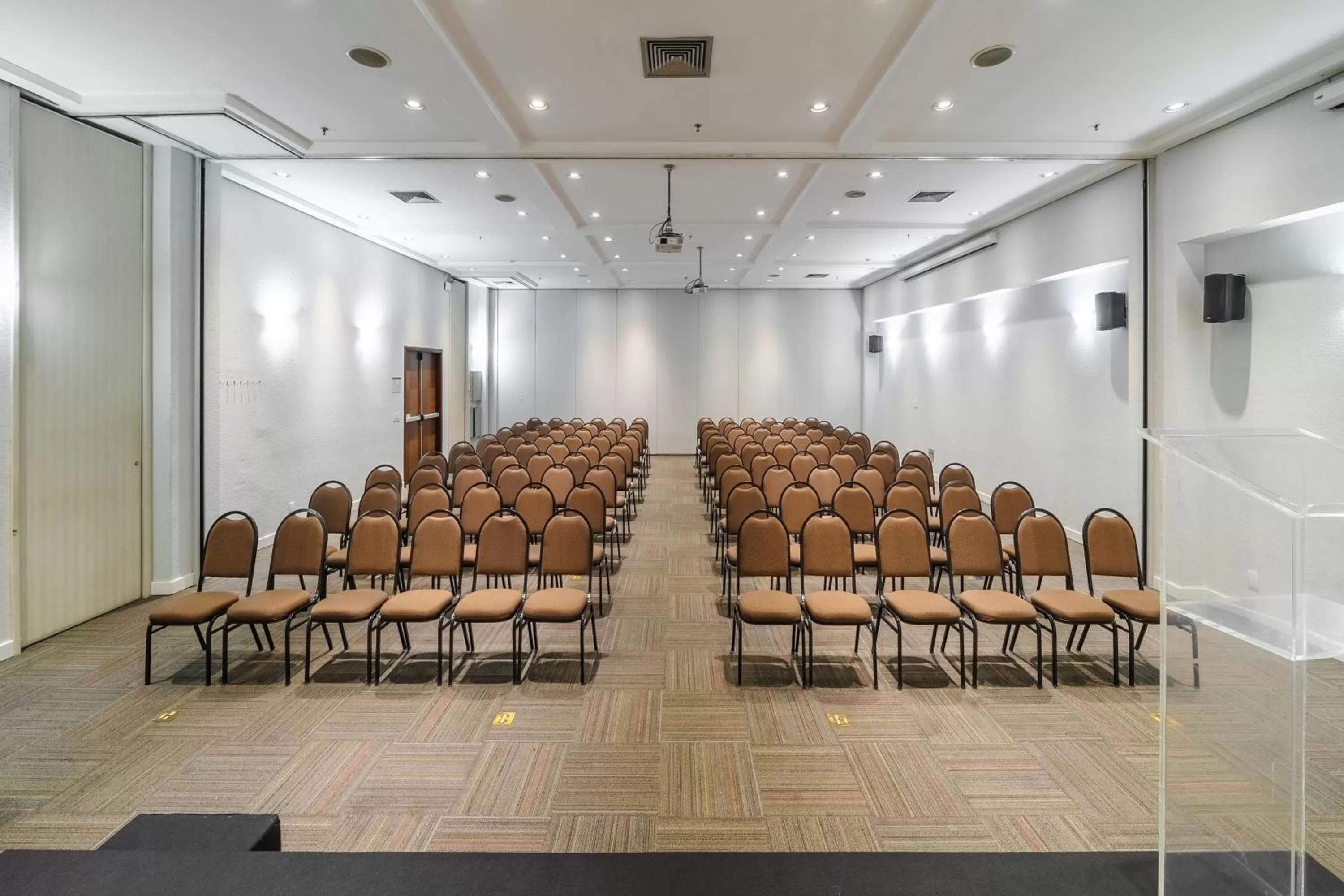 Business facilities in Mercure Guarulhos Aeroporto