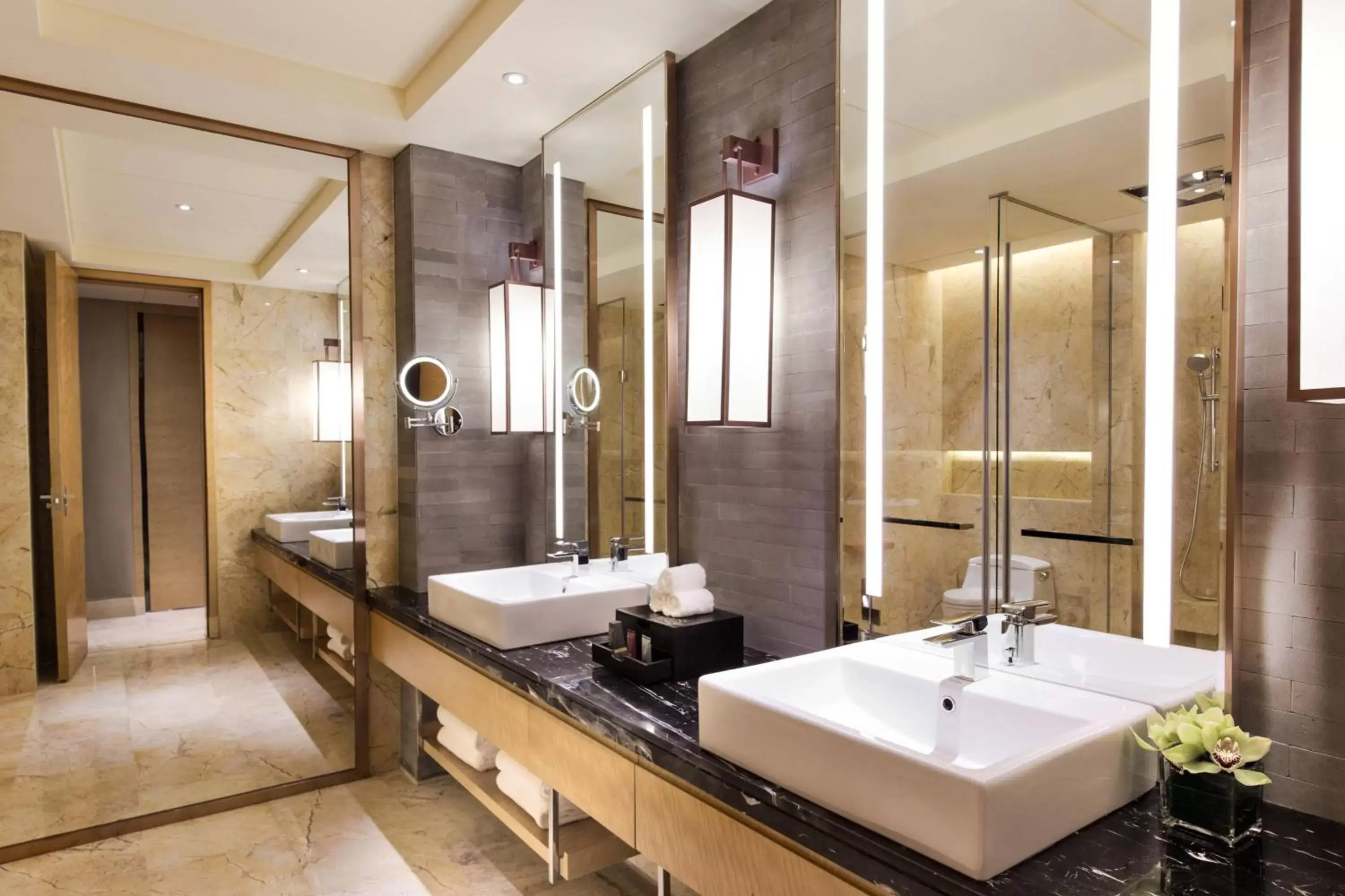 Bathroom in Haikou Marriott Hotel