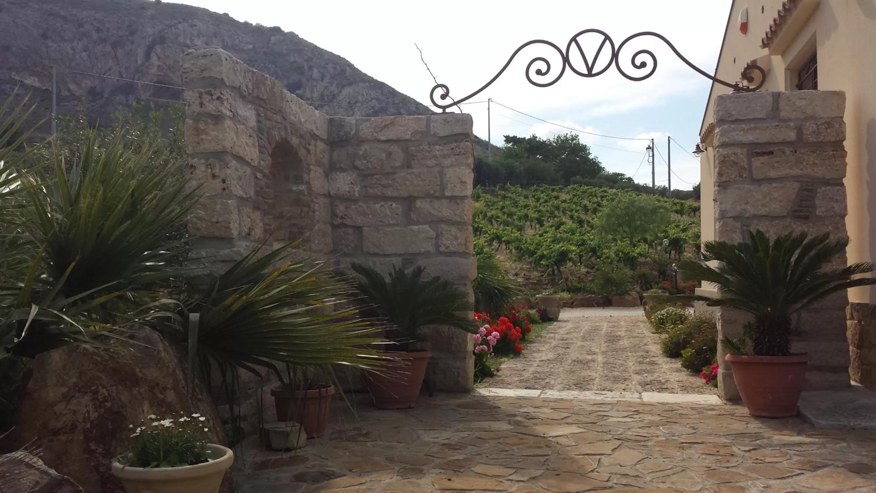 Decorative detail in La Suite Di Segesta