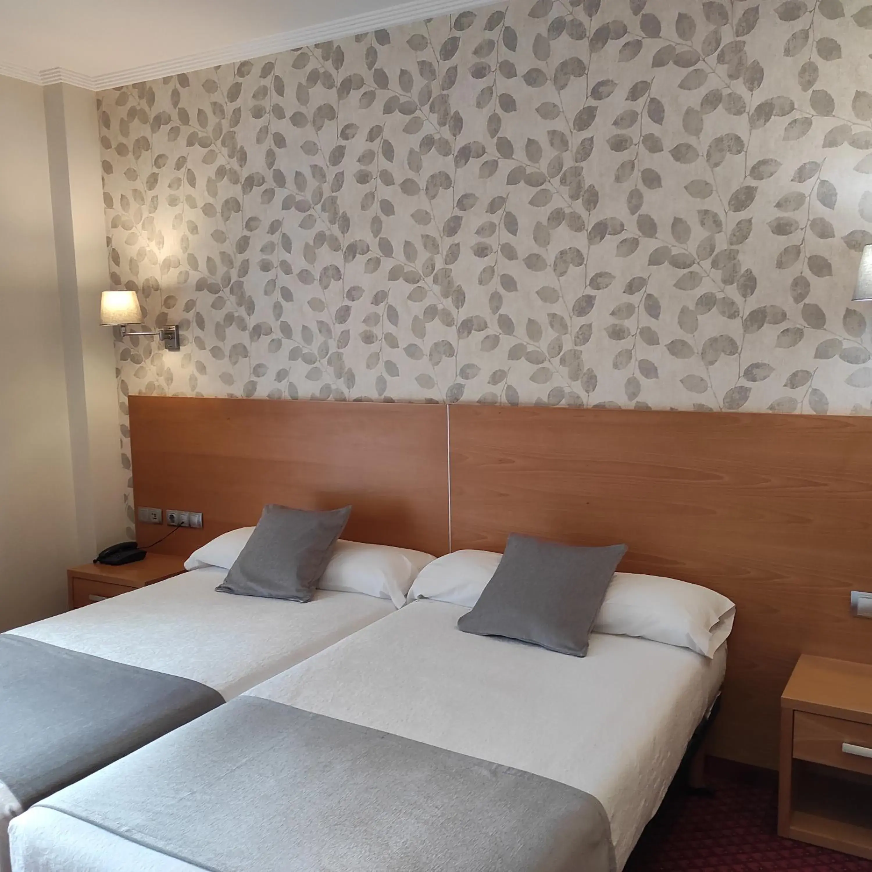 Bedroom, Bed in Hotel Peregrina