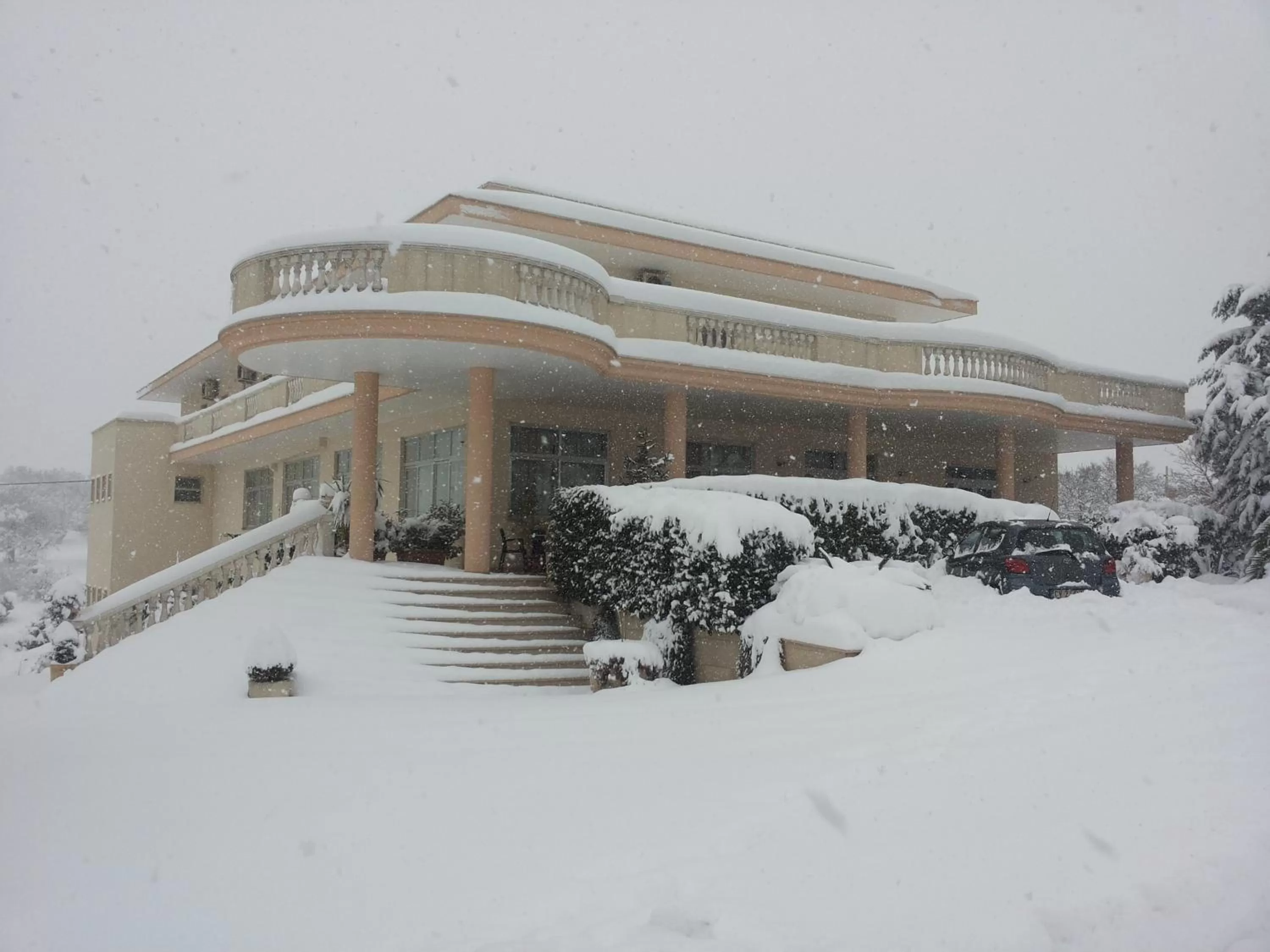 Facade/entrance in Punto Verde