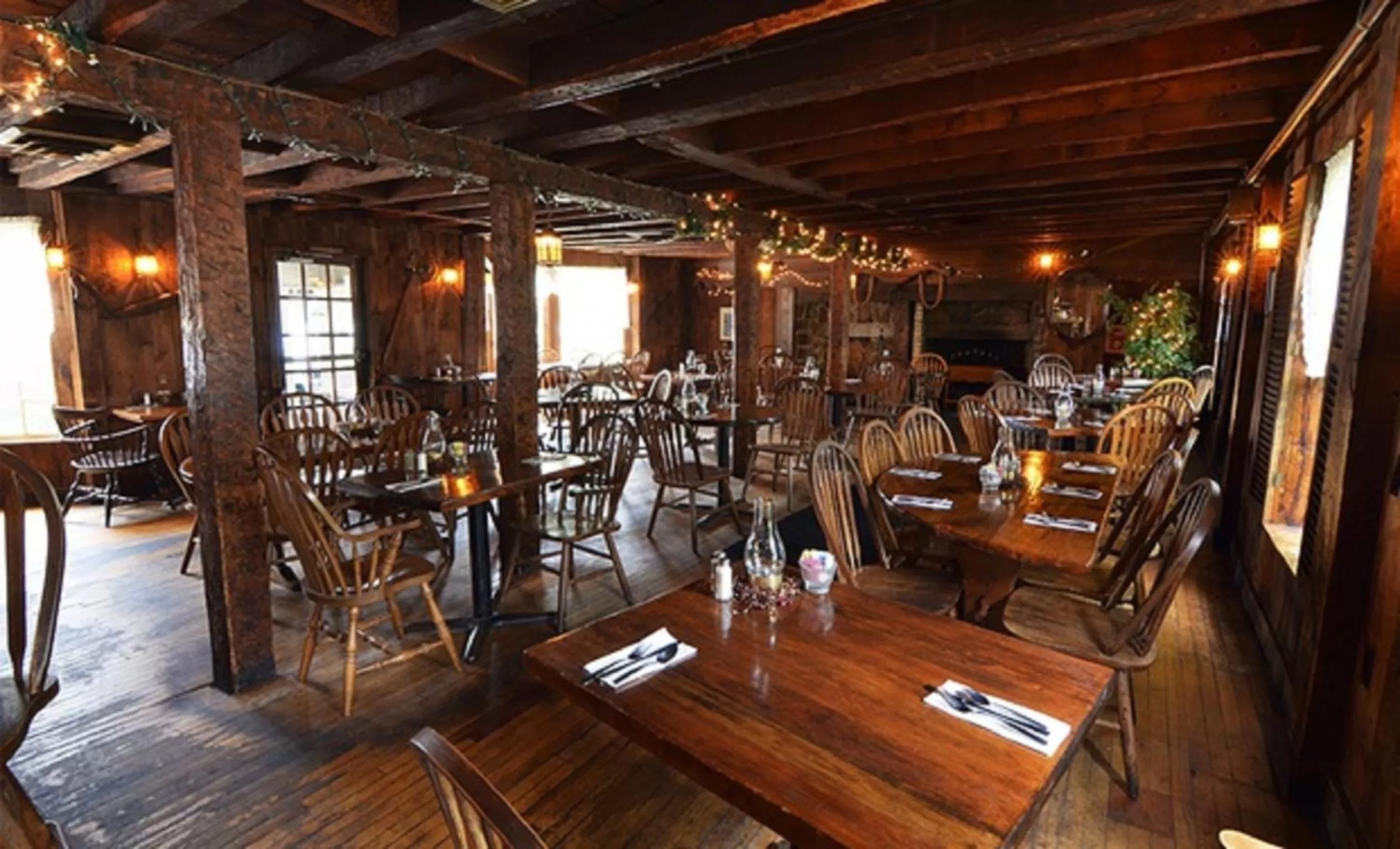 Restaurant/places to eat in Sturbridge Host Hotel And Conference Center