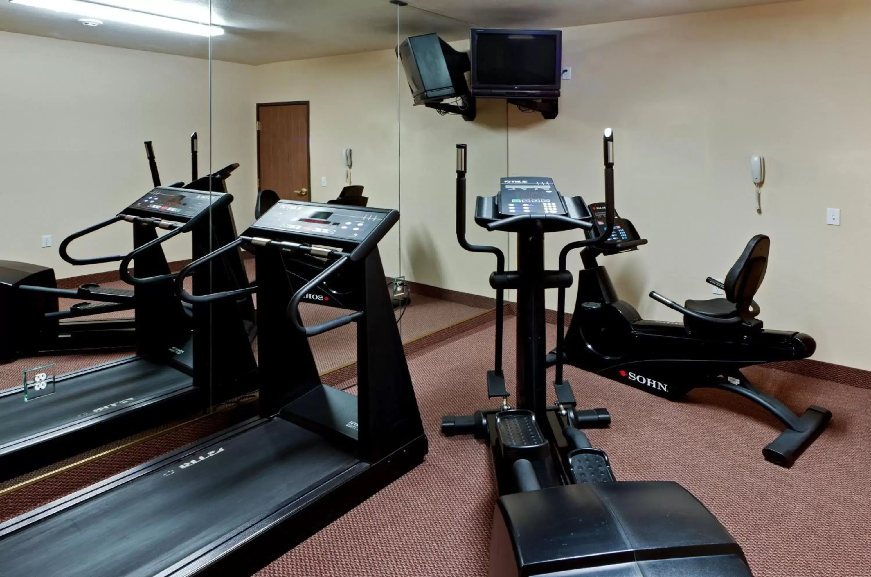 Fitness centre/facilities in Hawthorn Suites Las Vegas Fitness centre/facilities in Hawthorn Suites Las Vegas
