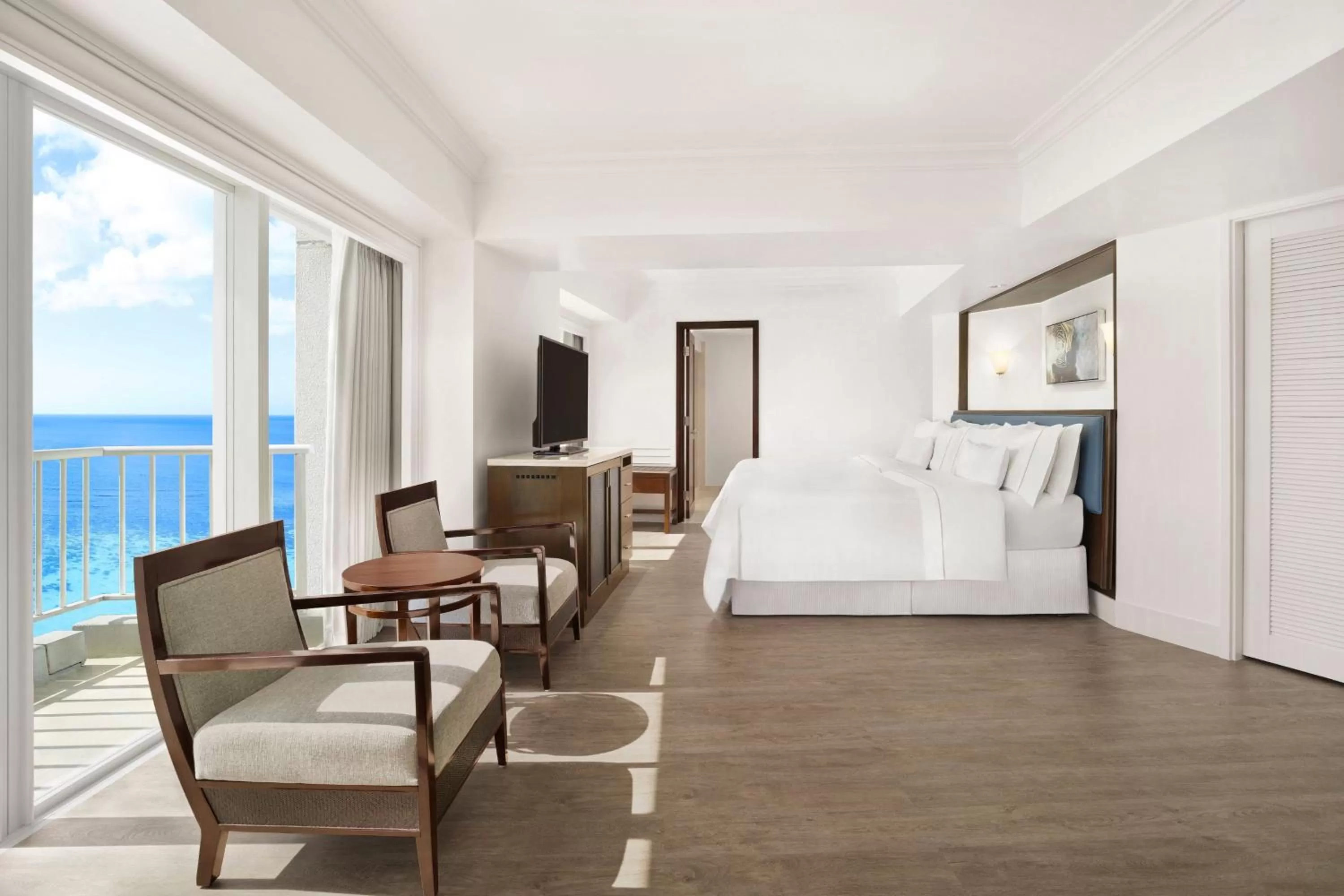 Photo of the whole room, Bed in The Westin Resort Guam