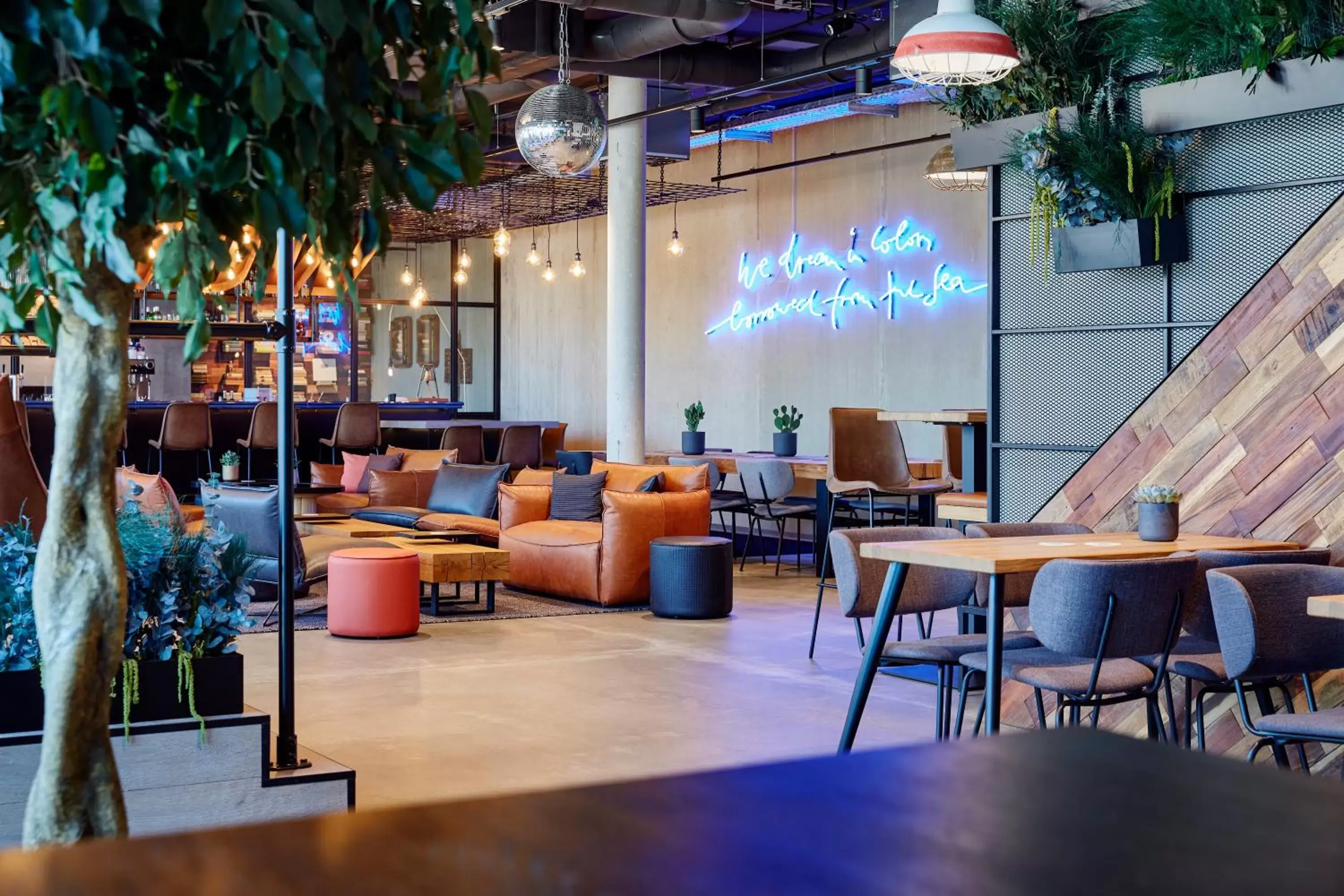 Restaurant/places to eat in Me and All Hotel Kiel, by Hyatt Restaurant/places to eat in Me and All Hotel Kiel, by Hyatt