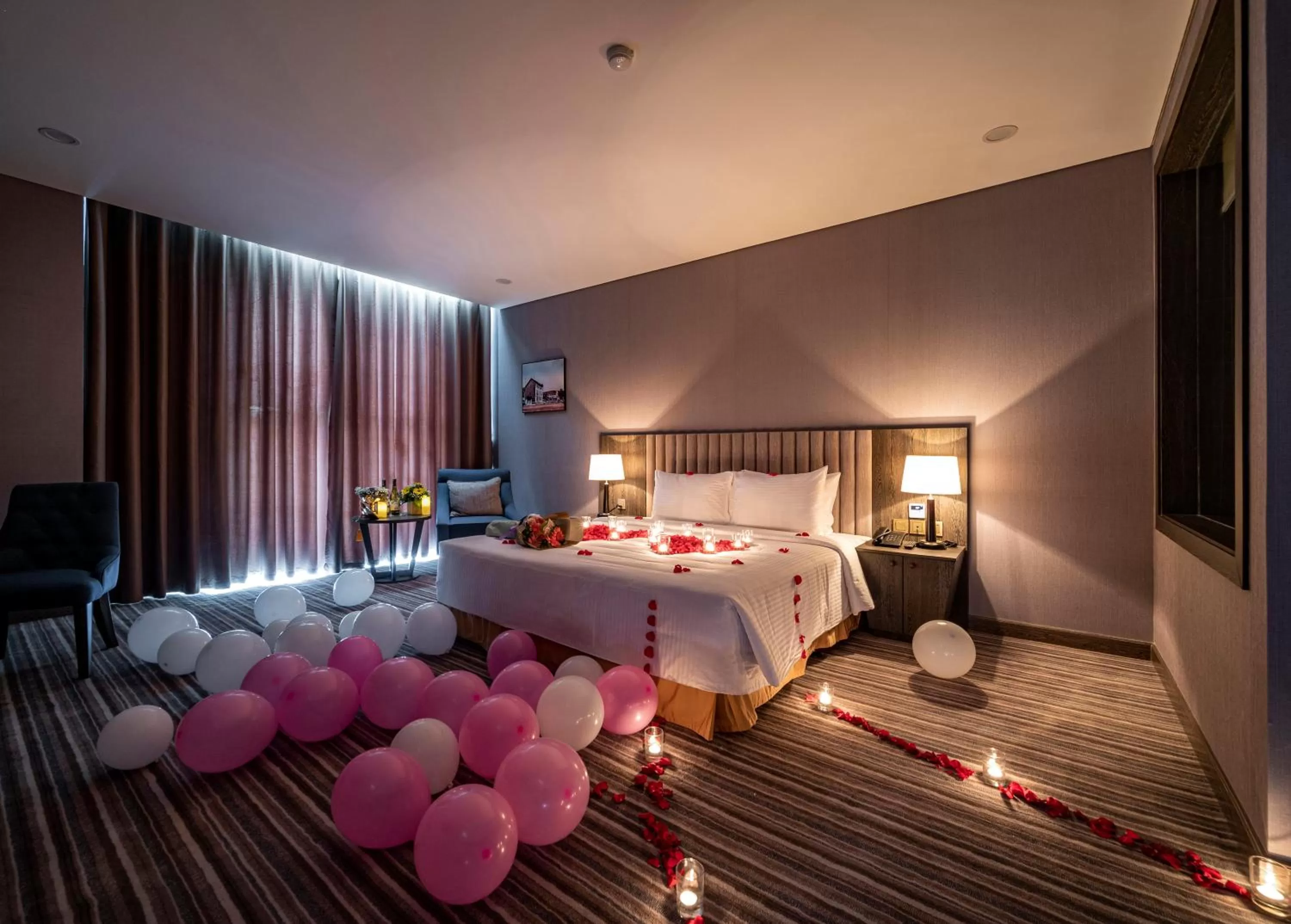 Bed in Muong Thanh Luxury Saigon Hotel