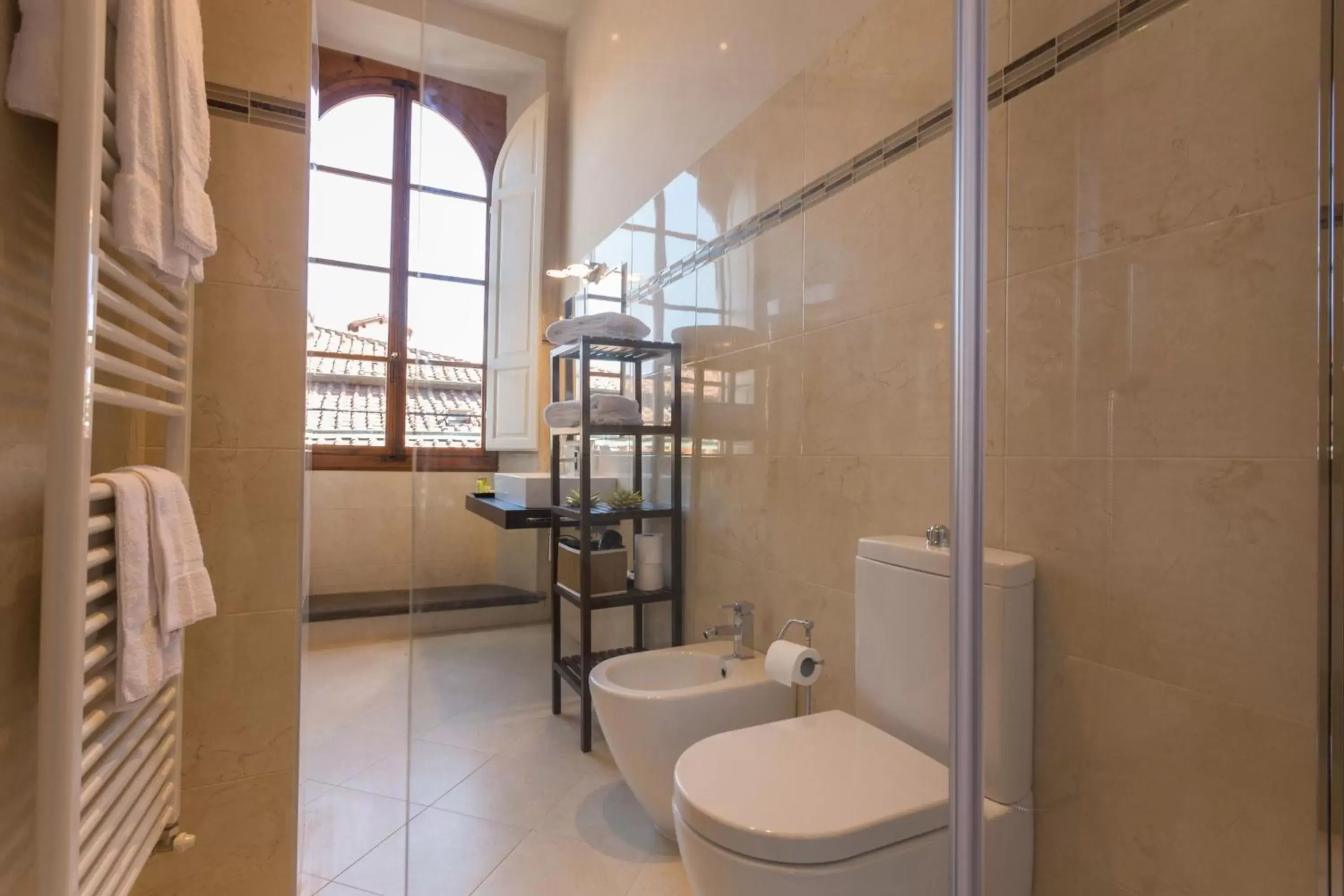 Bathroom in Palazzo Alfani - Residenza d'Epoca