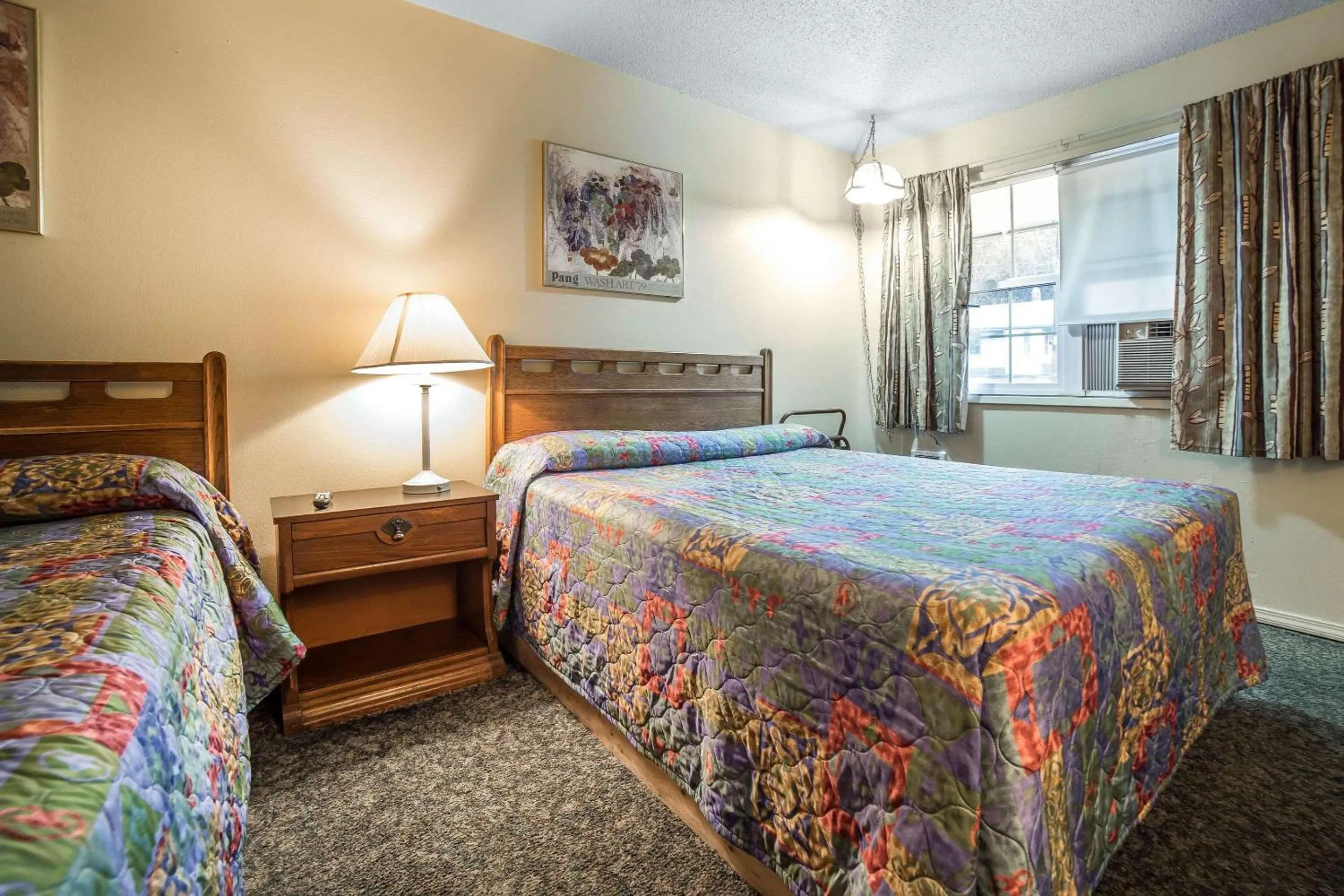 Bedroom, Bed in Rodeway Inn
