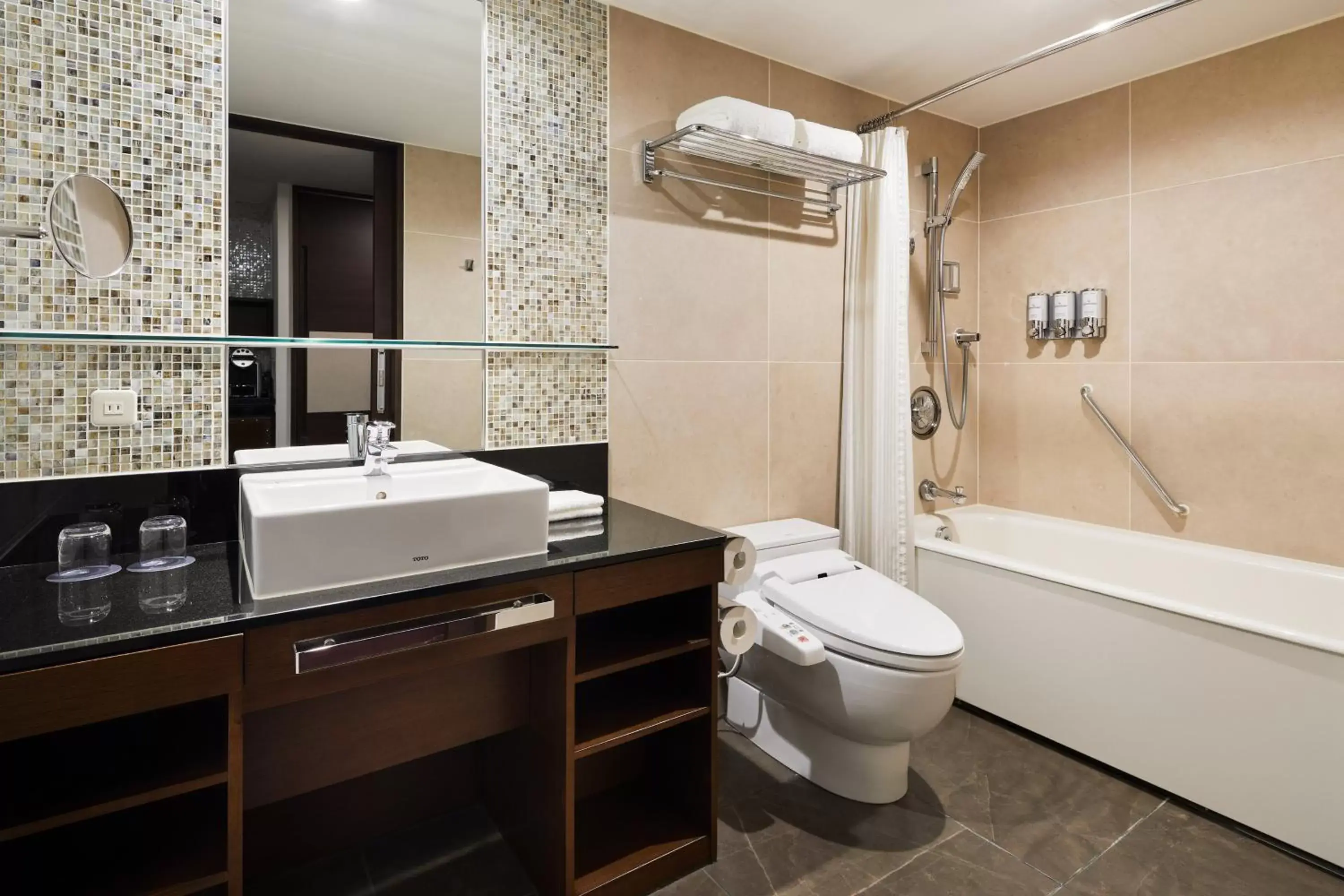 Bathroom in Sheraton Grande Tokyo Bay Hotel