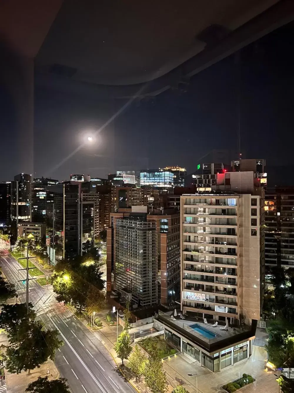 Property building in Best Western Premier Marina Las Condes Property building in Best Western Premier Marina Las Condes