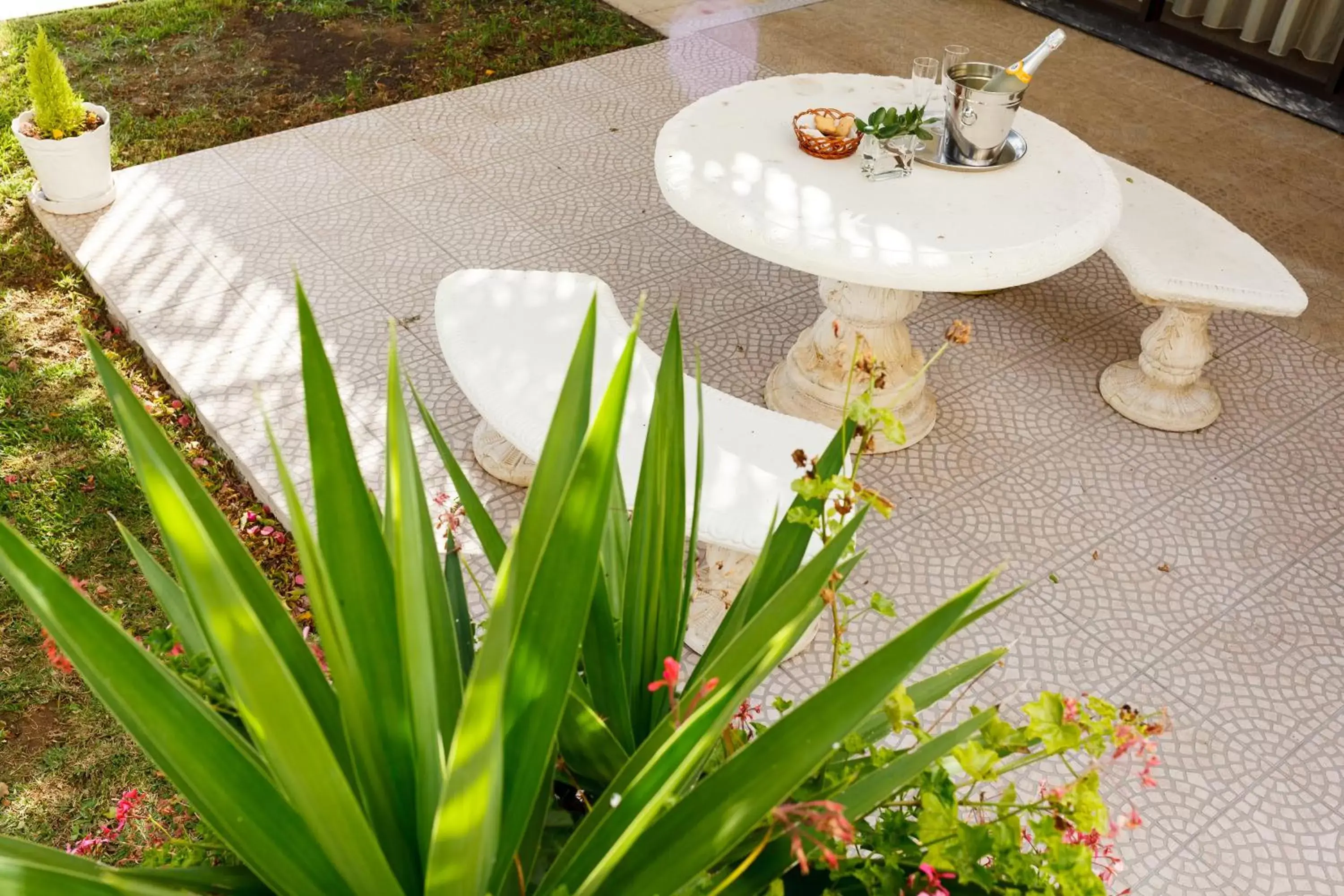 Patio in Hotel Sao Jorge Garden