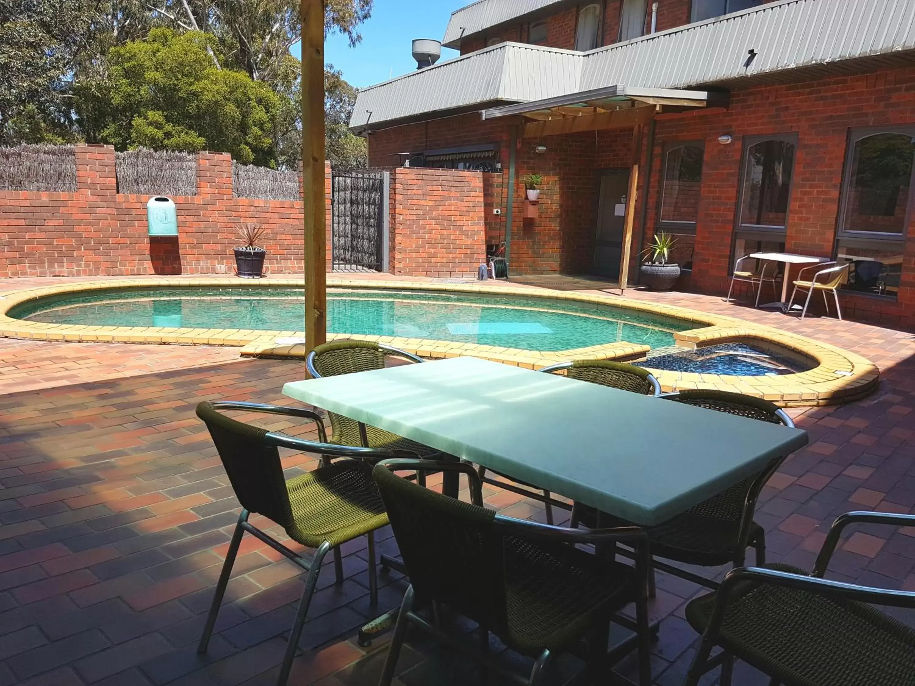 Swimming Pool in Hotel Cavalier