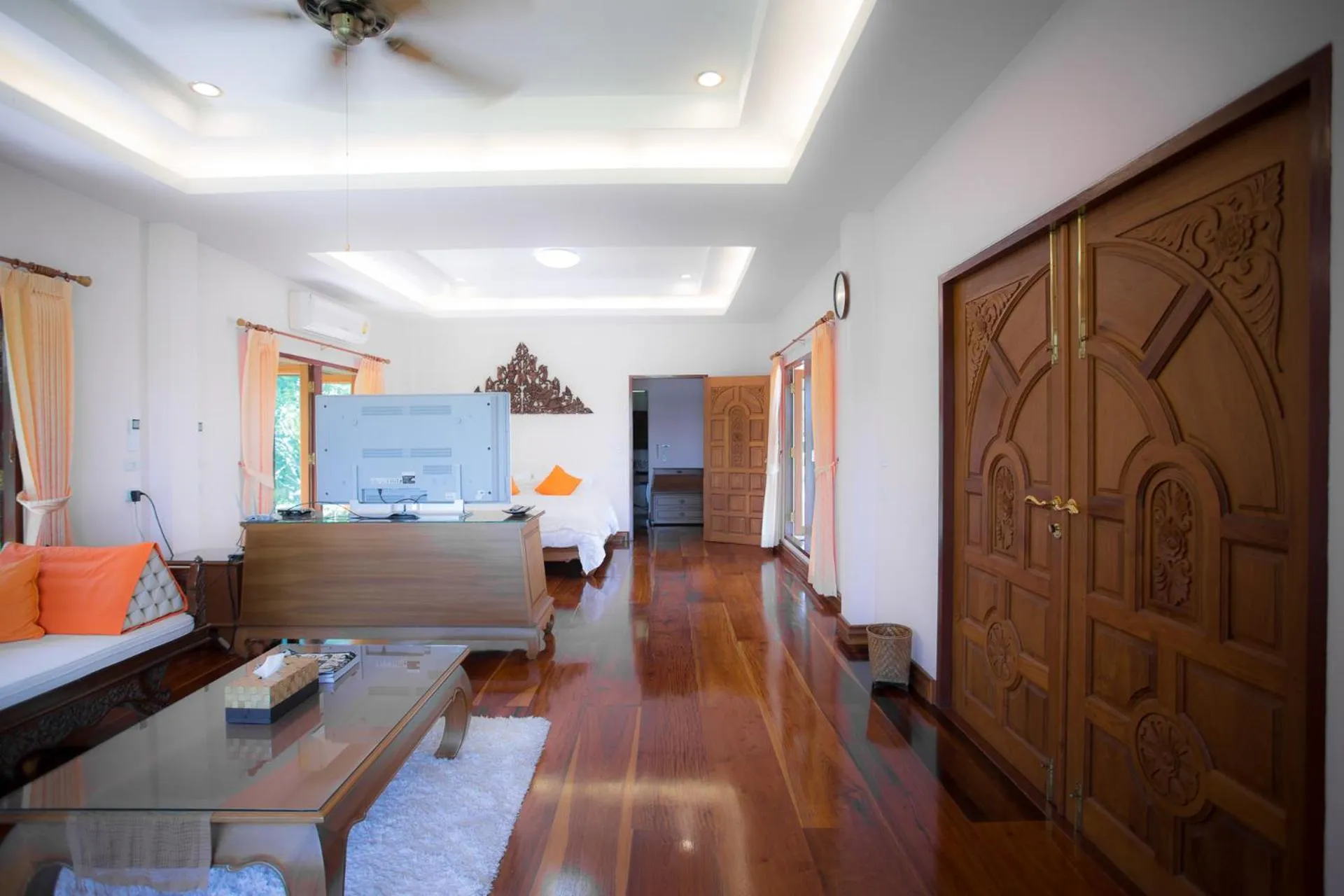 Bed in Thararin Villa