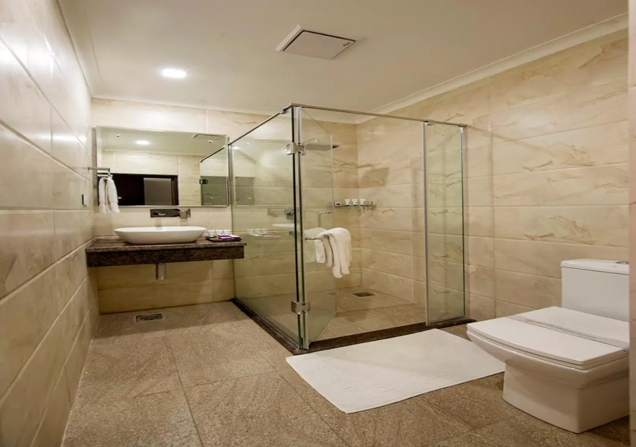 Clarks Inn Suites Katra