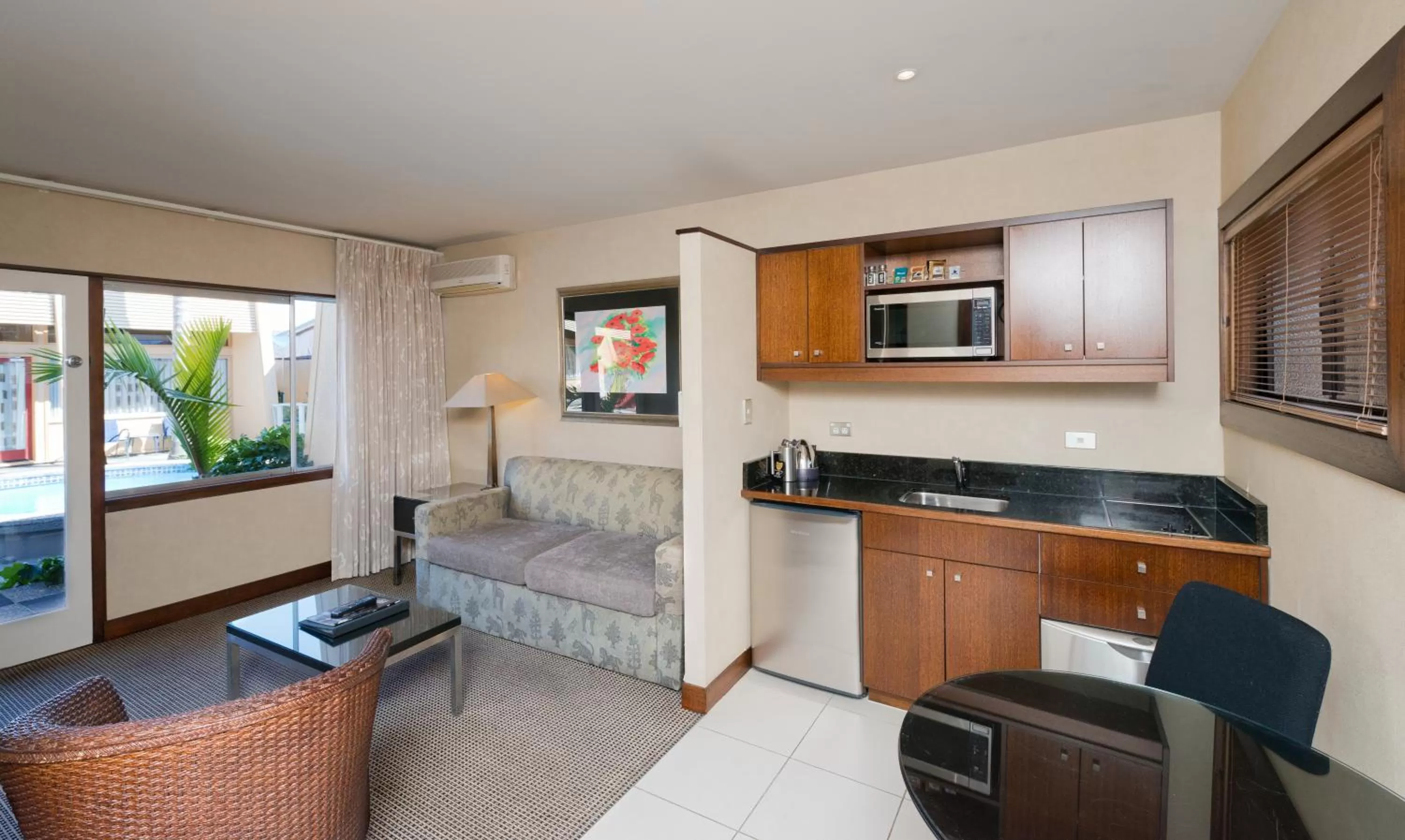 Kitchen or kitchenette in Oasis Beach Motel