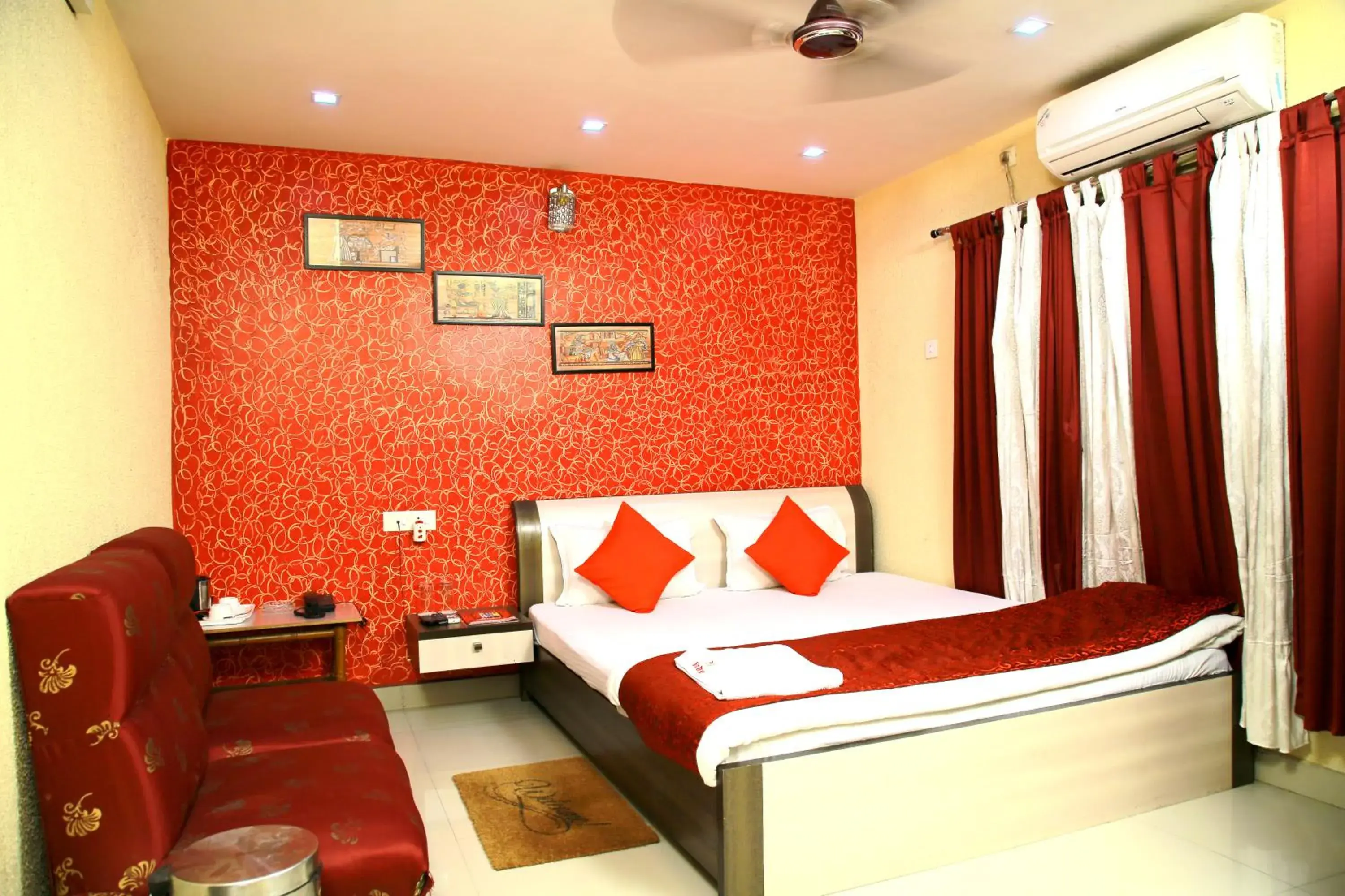 Photo of the whole room, Bed in Babul Hotel